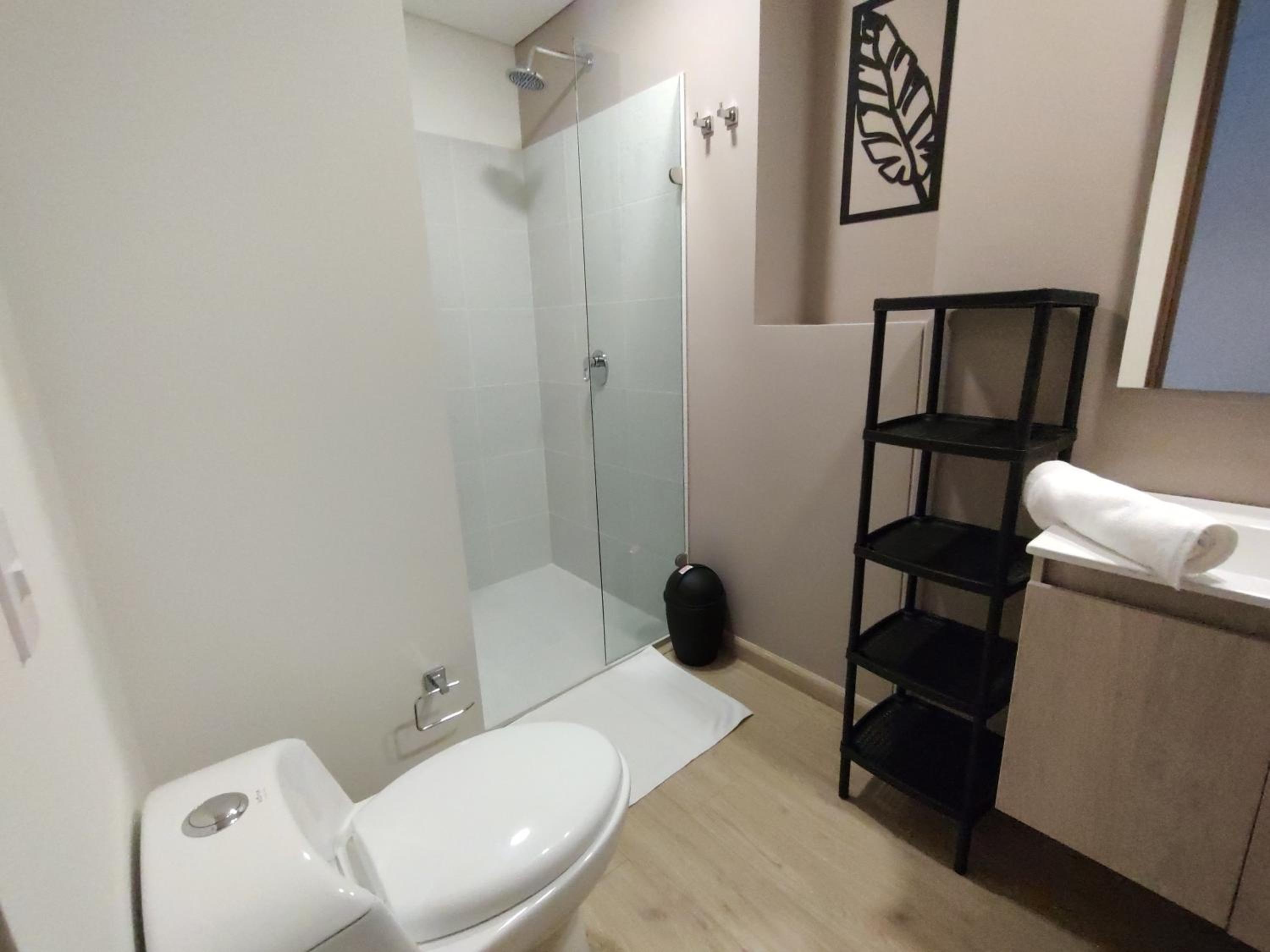 The Hood 102, Modern and Luxury Apartments