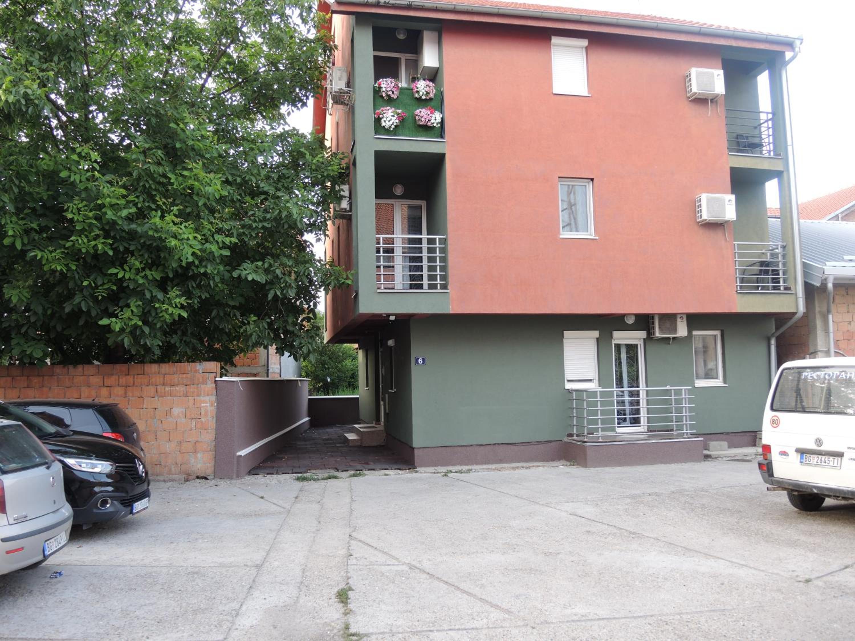 Photo 12