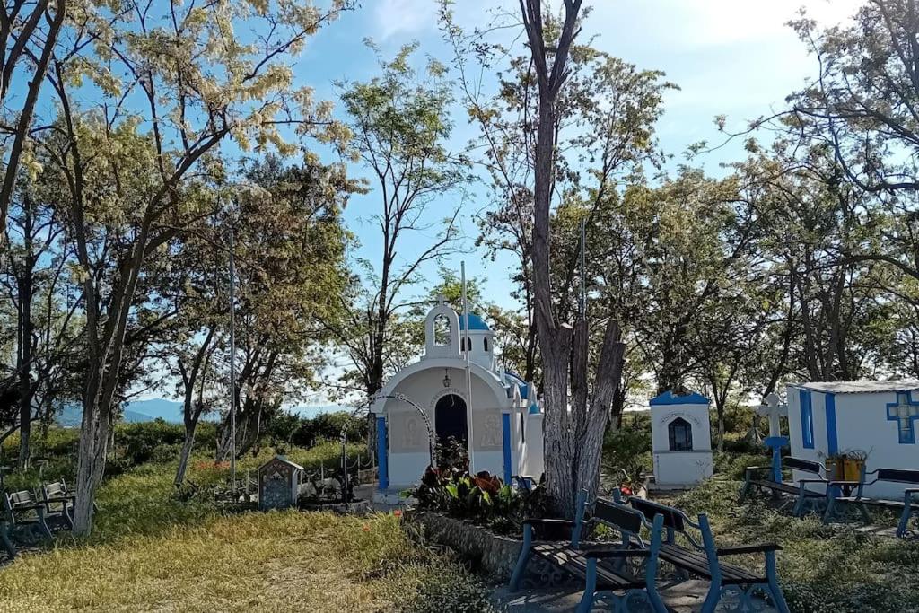 Summer house Erateino