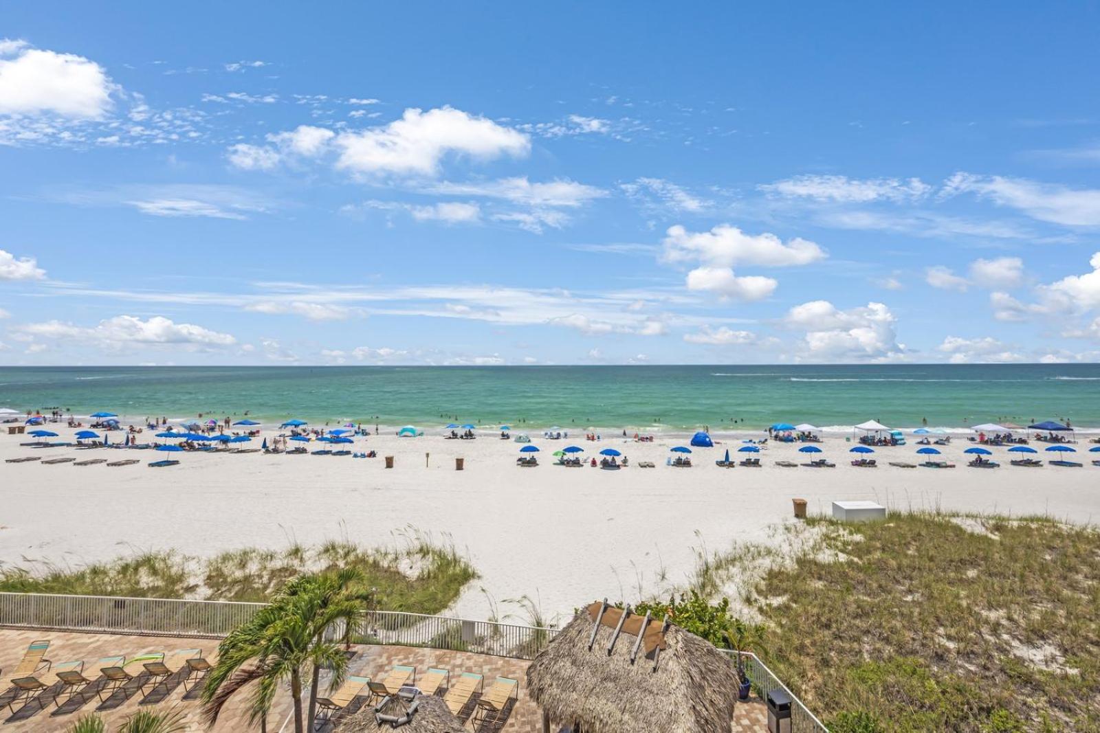 Direct Beachfront 1b 1b Corner - Sandy Shores #305