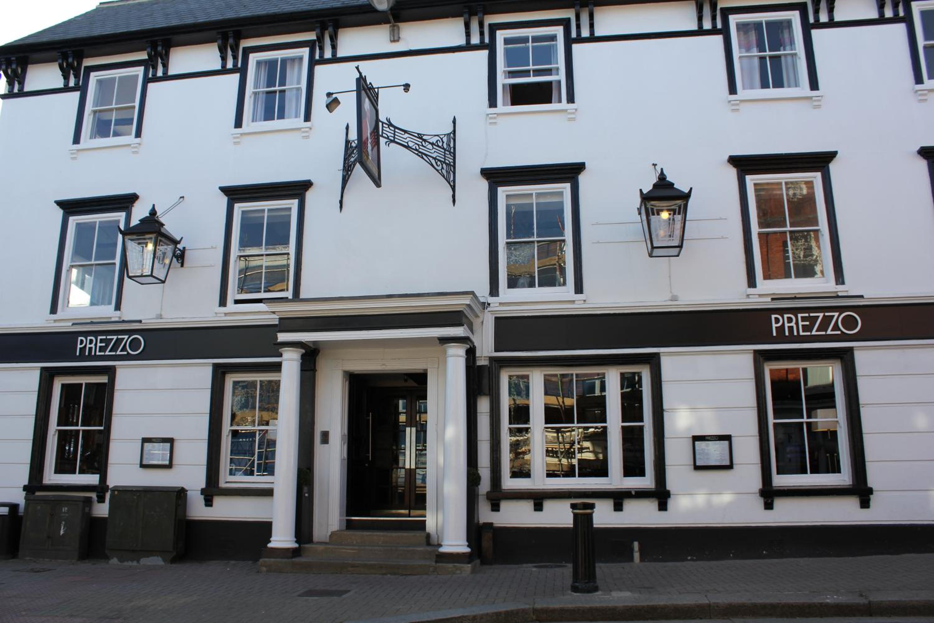 The George Hotel Stansted Airport