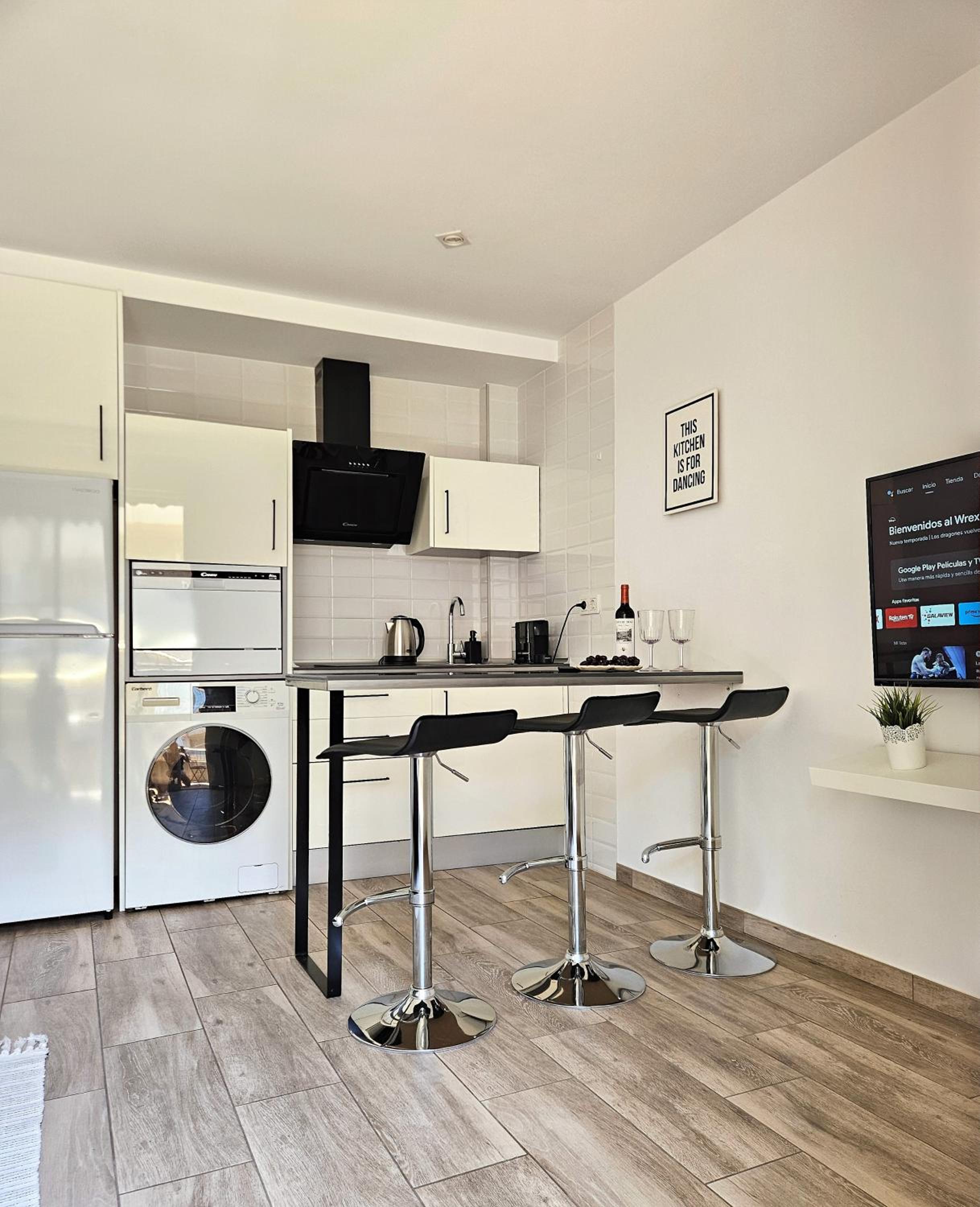 SUNSHINE Apartment