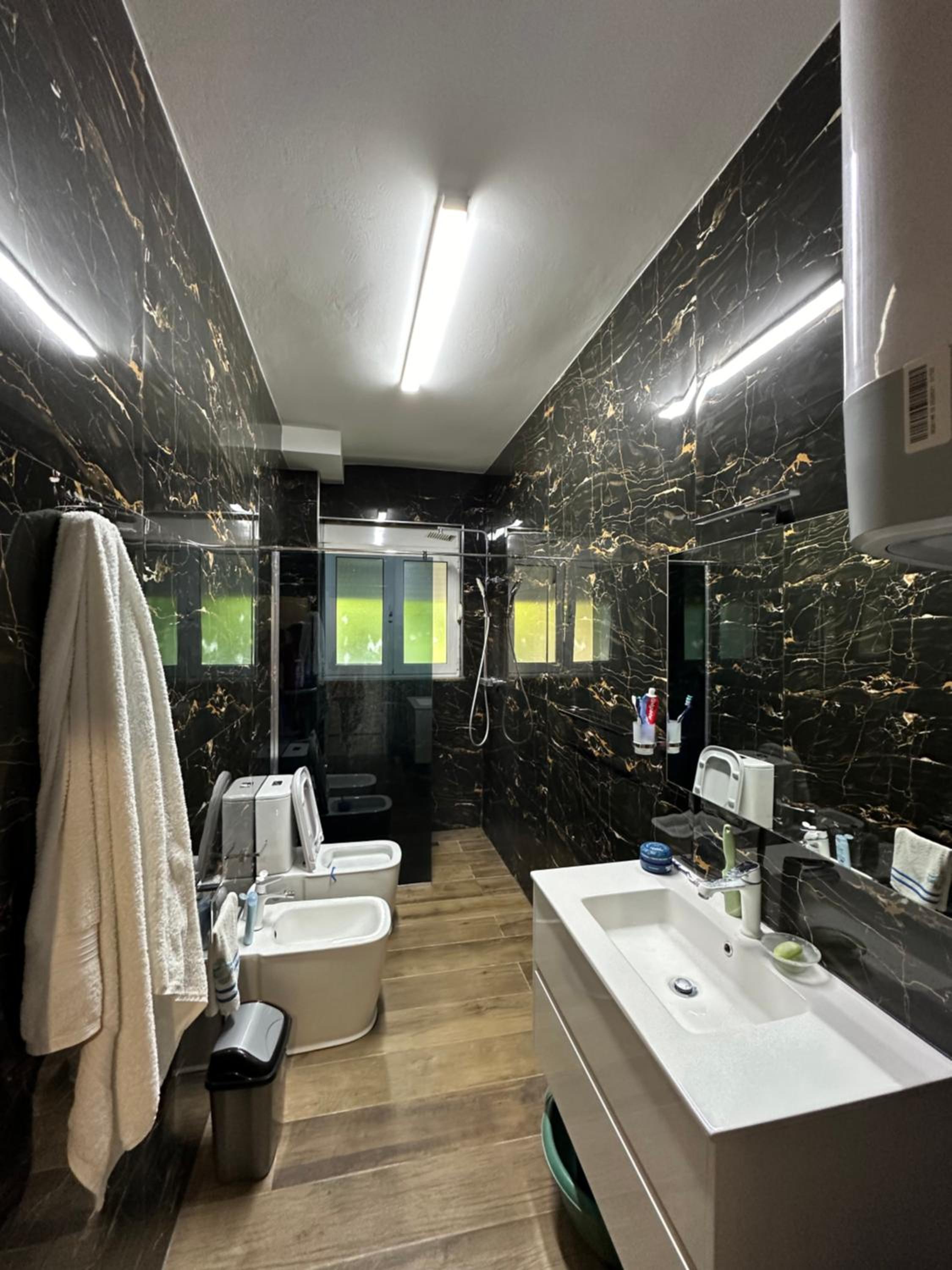 The Luxe Apartment 22