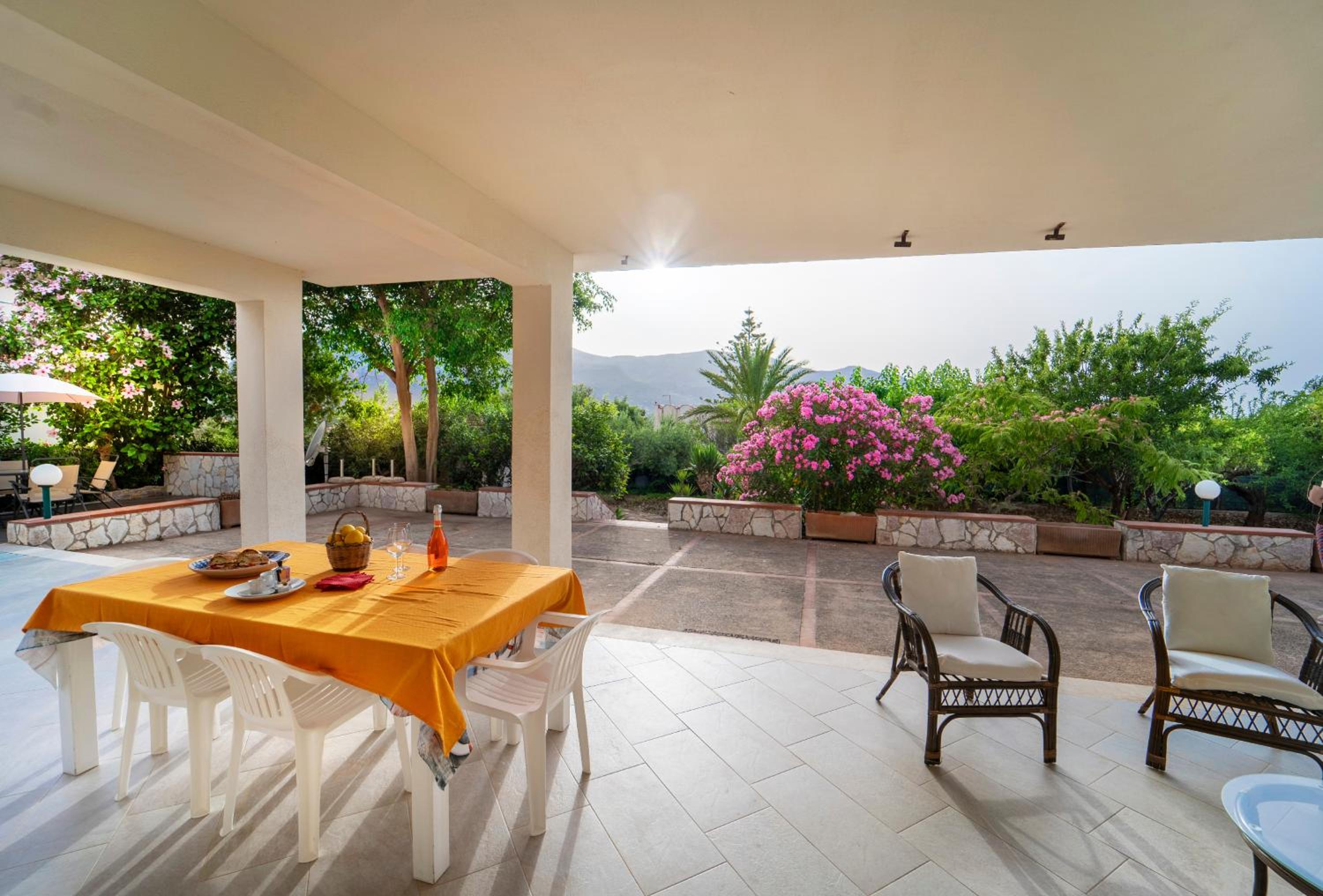 Villa Baia di Guidaloca view 5