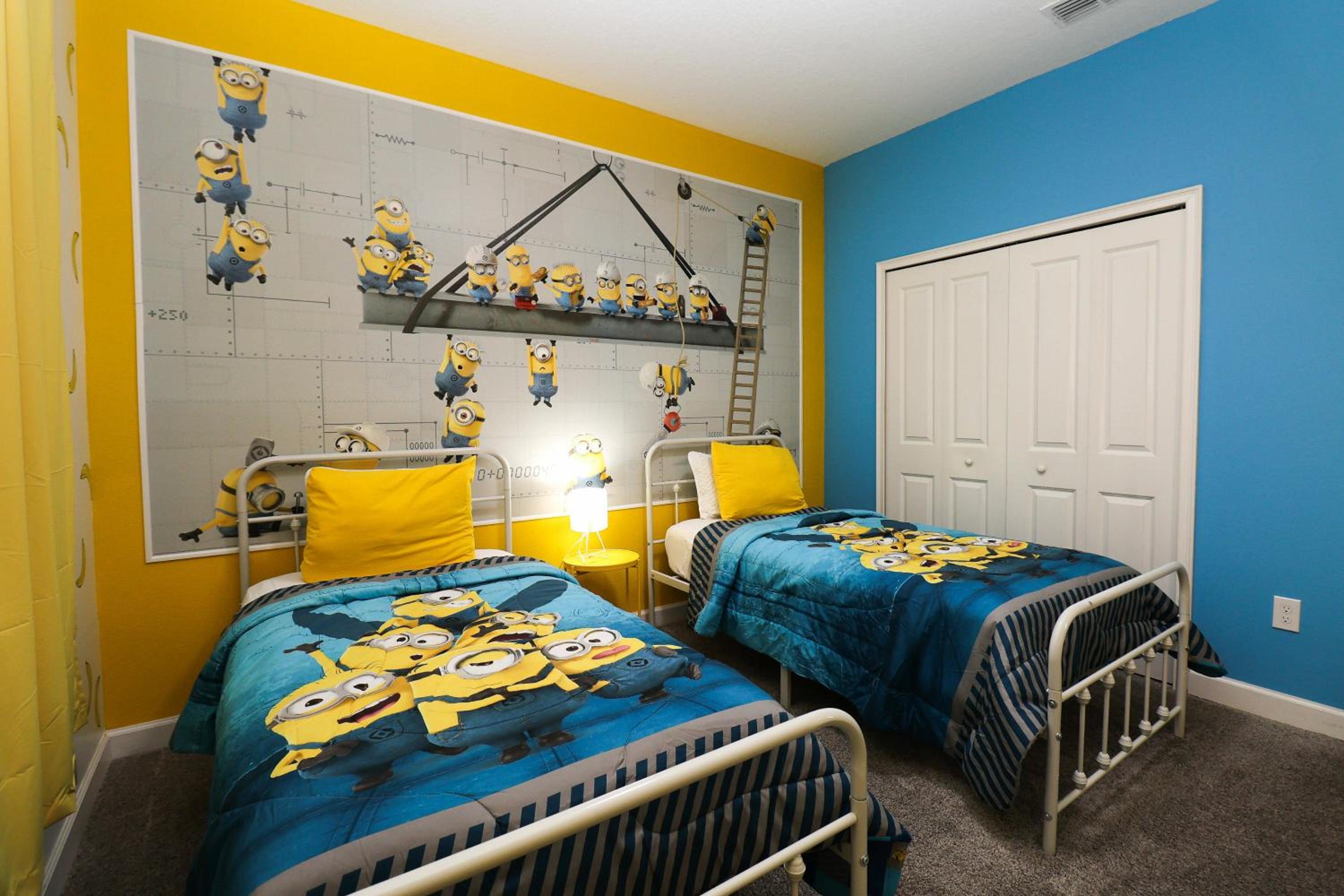 Themed 5BD Home Movie and Game Room 4726