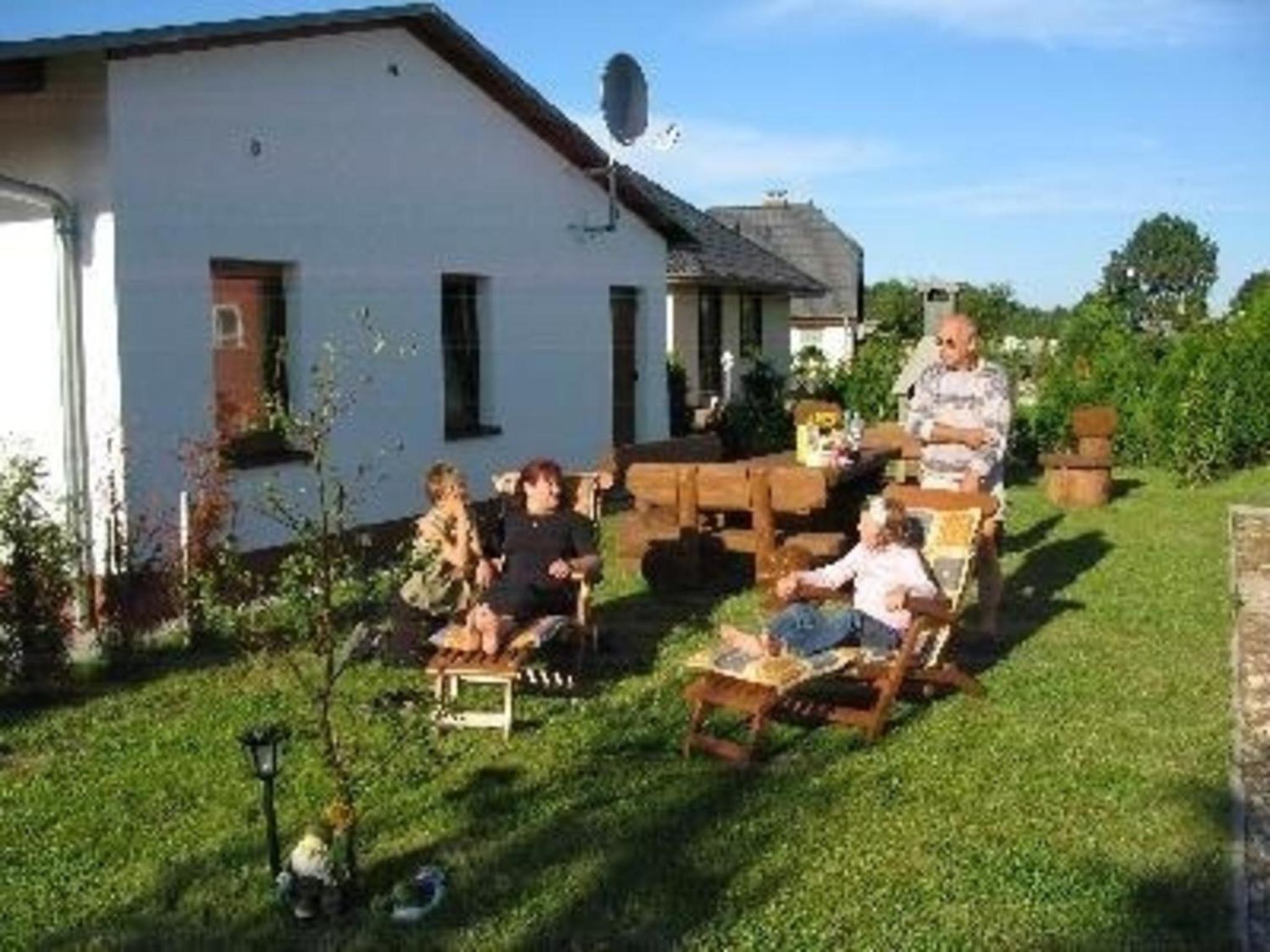 Ferienwohnung mit zwei Schlafzimmern und Terrasse - b63281 view 2