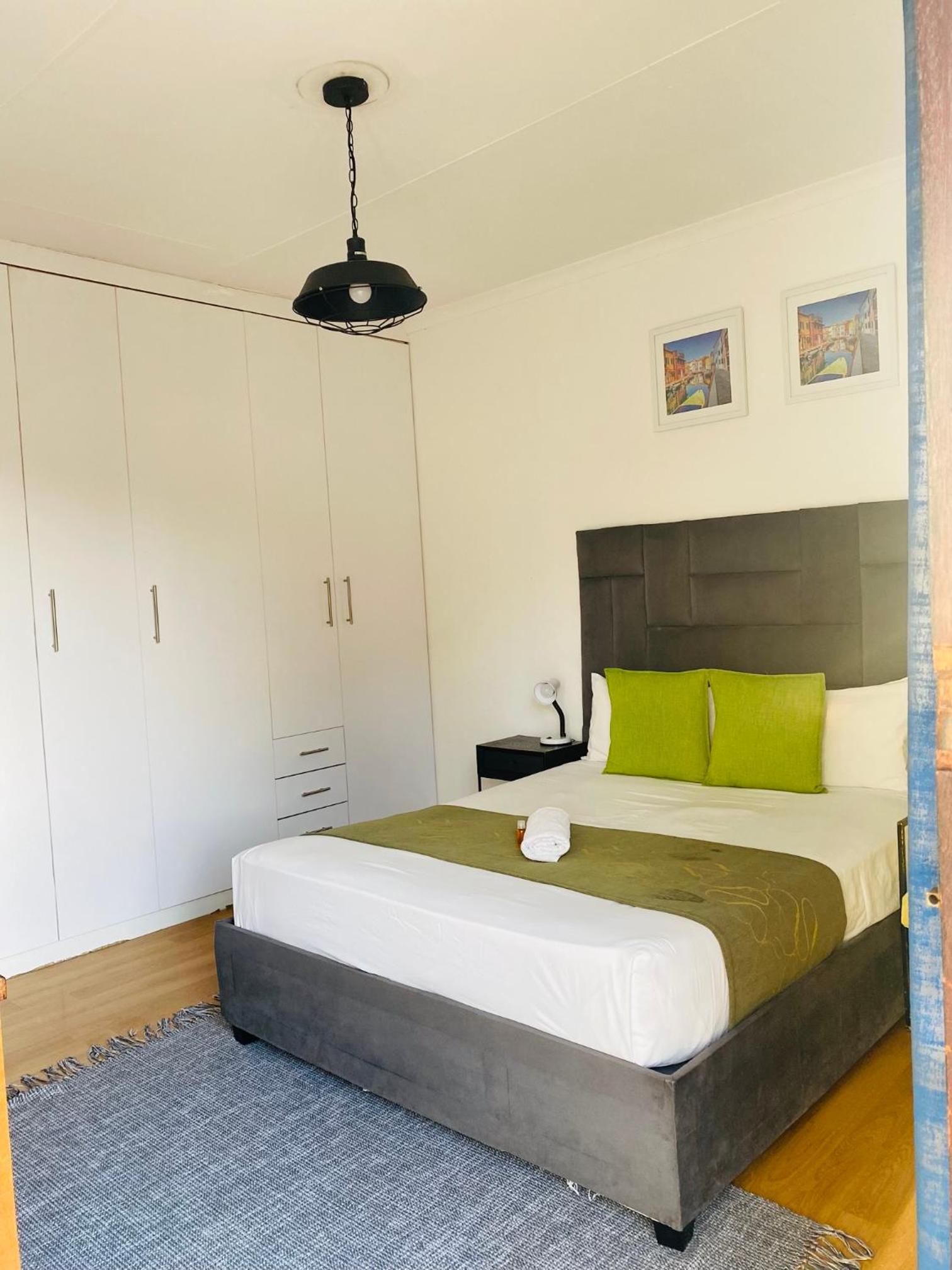 Airport Royal Guest House
