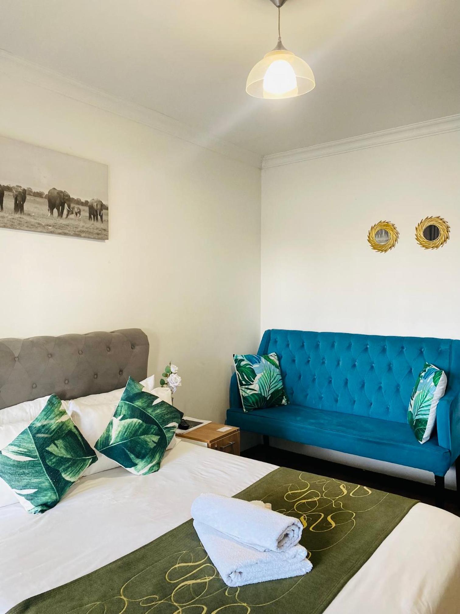 Airport Royal Guest House