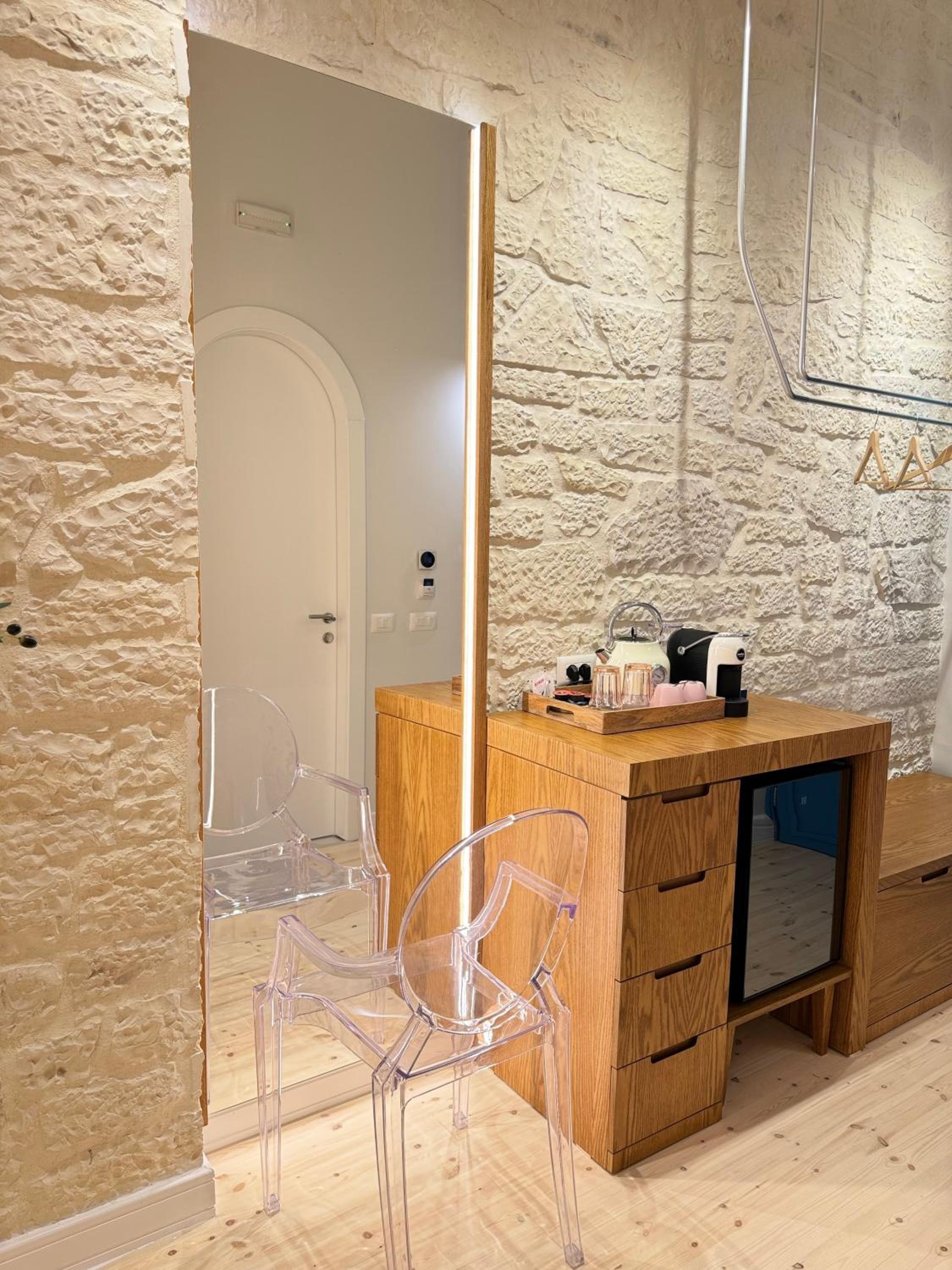 Elpis Guest House