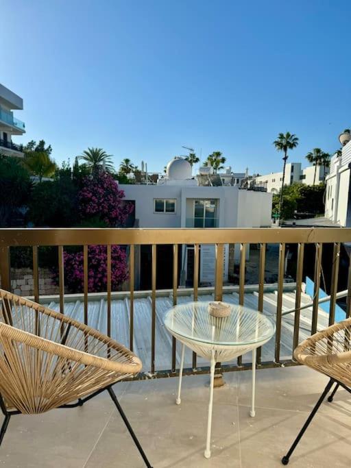 Luxury two bed Kato Pafos flat