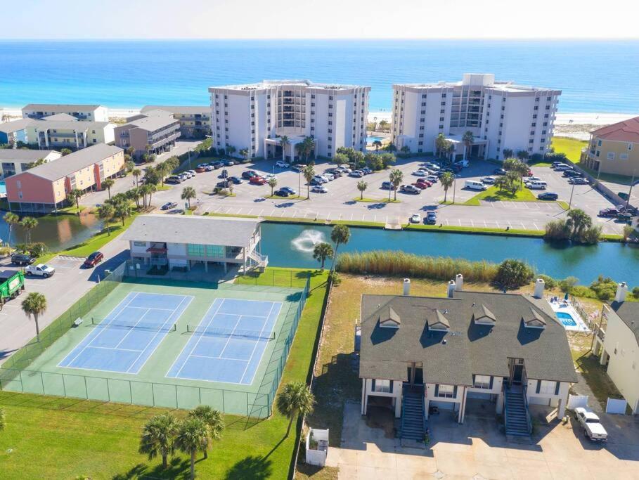 Enjoy Sunsets at Fully Equipped 2BR Condo on Beach