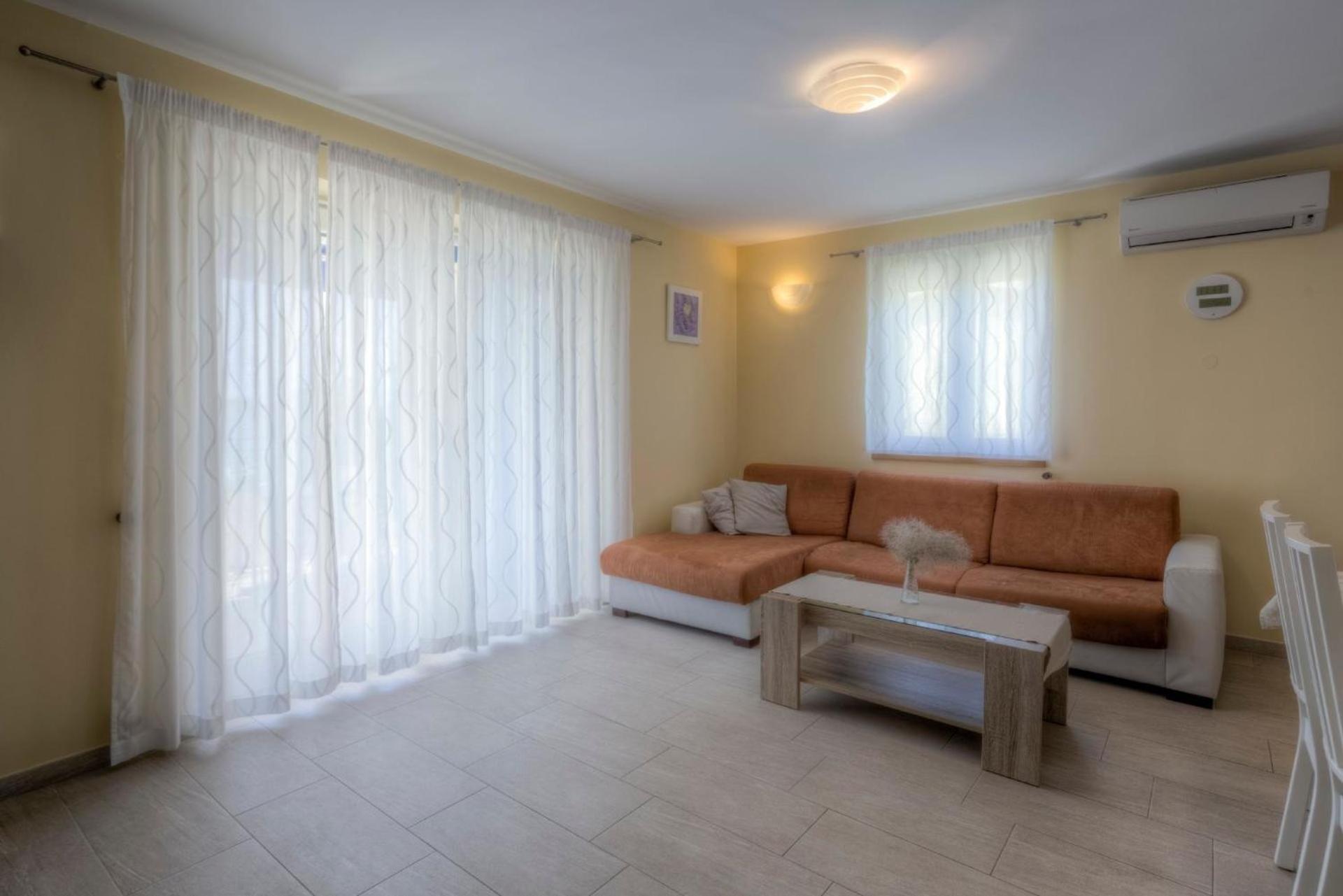Moderne Ferienwohnung mit schöner Dachterrasse
