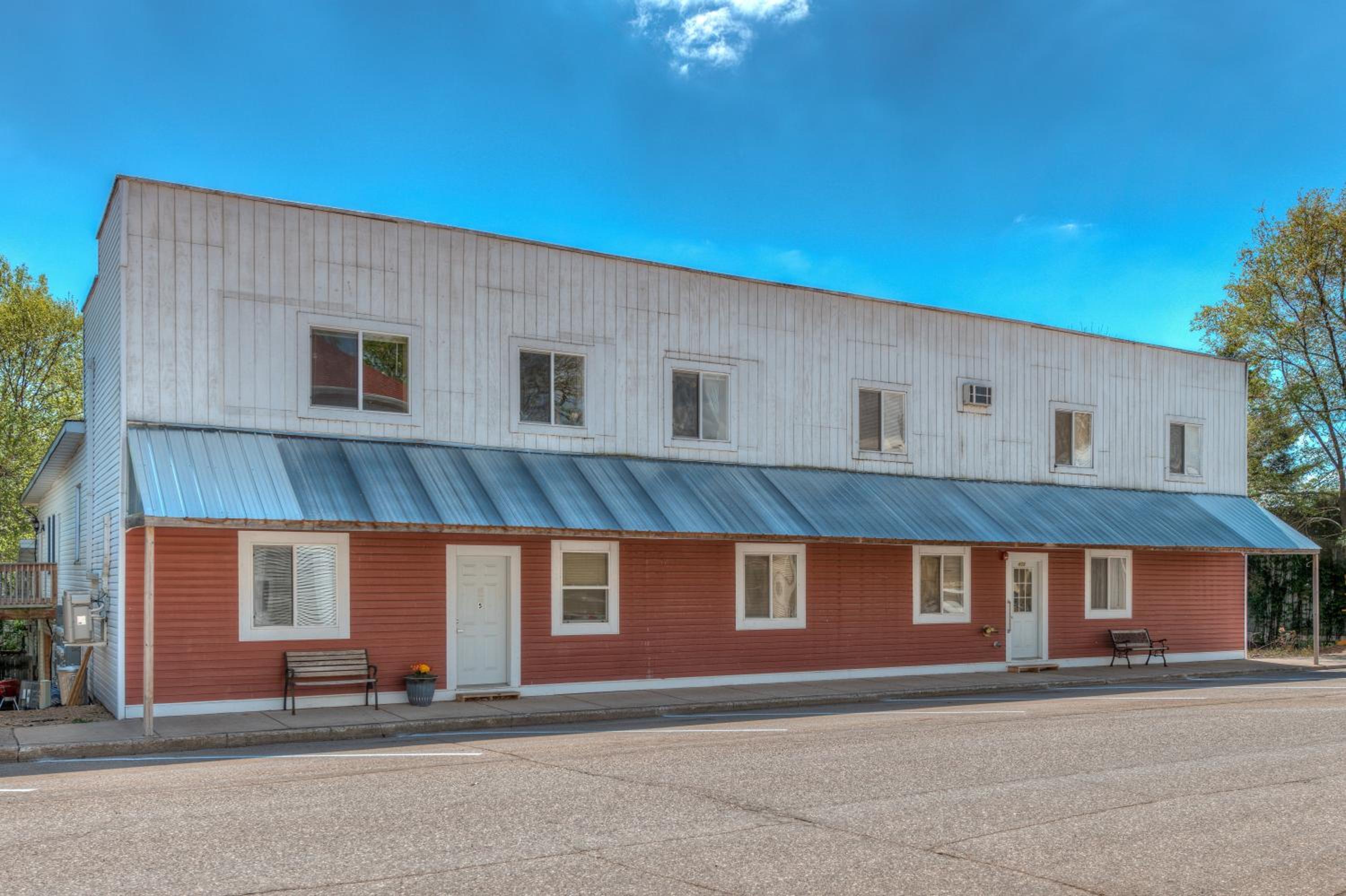 Sunny 4BR Condo Near Lake Pepin Beach - Sunrise Condos view 3