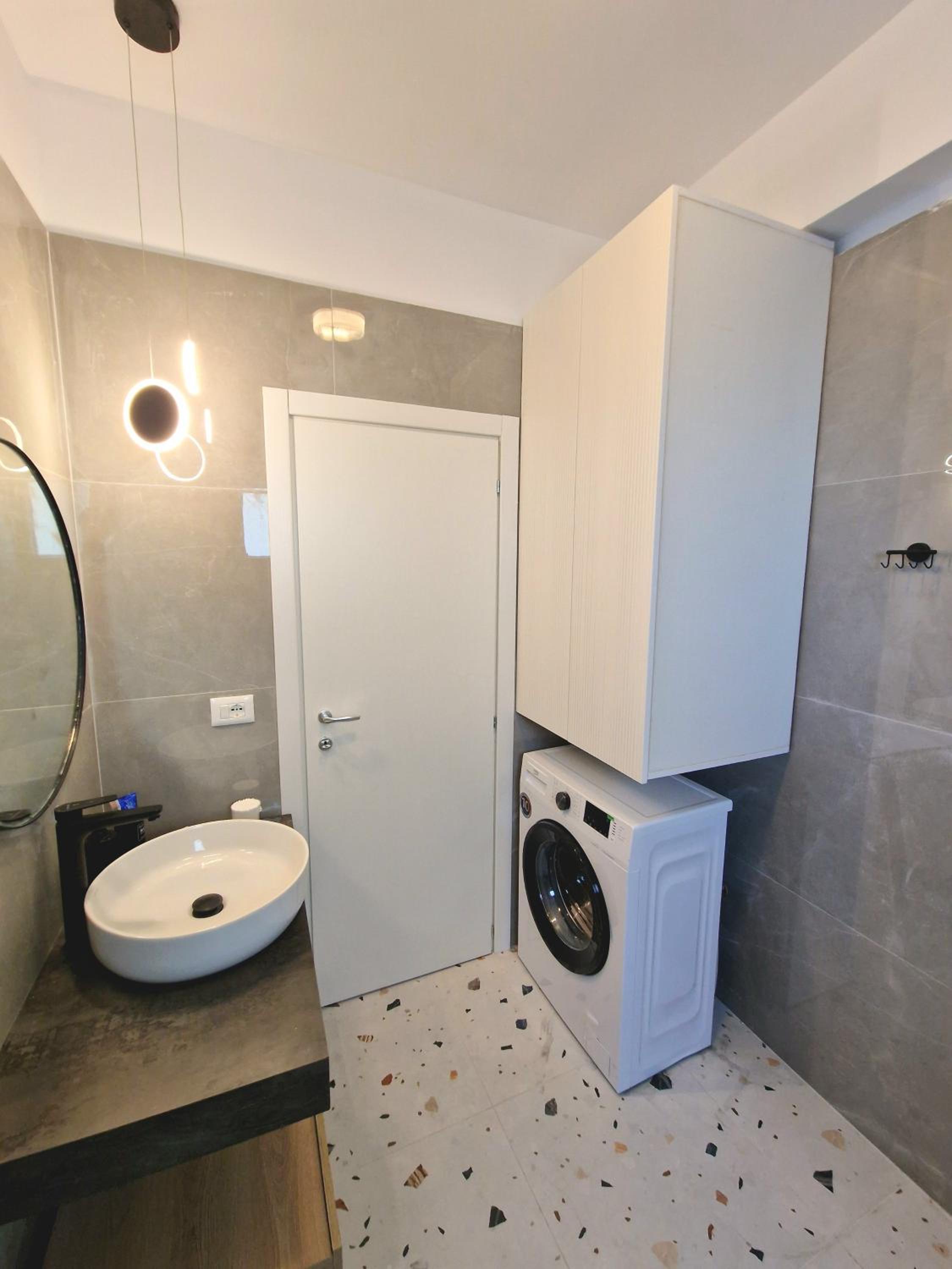 New Beachfront Apartment Pirali in Saranda City