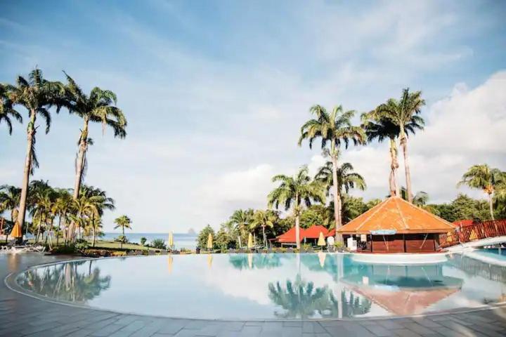 Studio Babzou - Vue mer-Calme-Piscine-Jacuzzi-Plage-Bar view 3