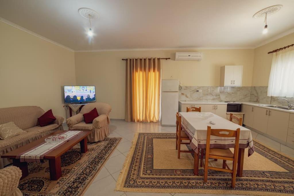 family house photo 4