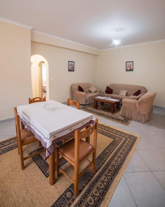 family house photo 5