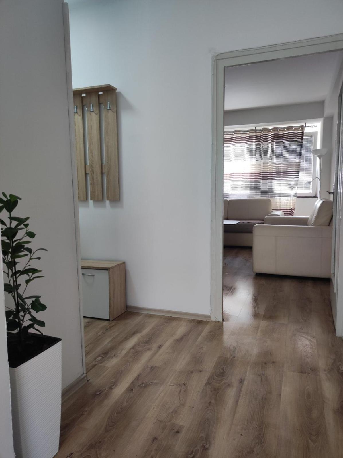 Stefea Apartment