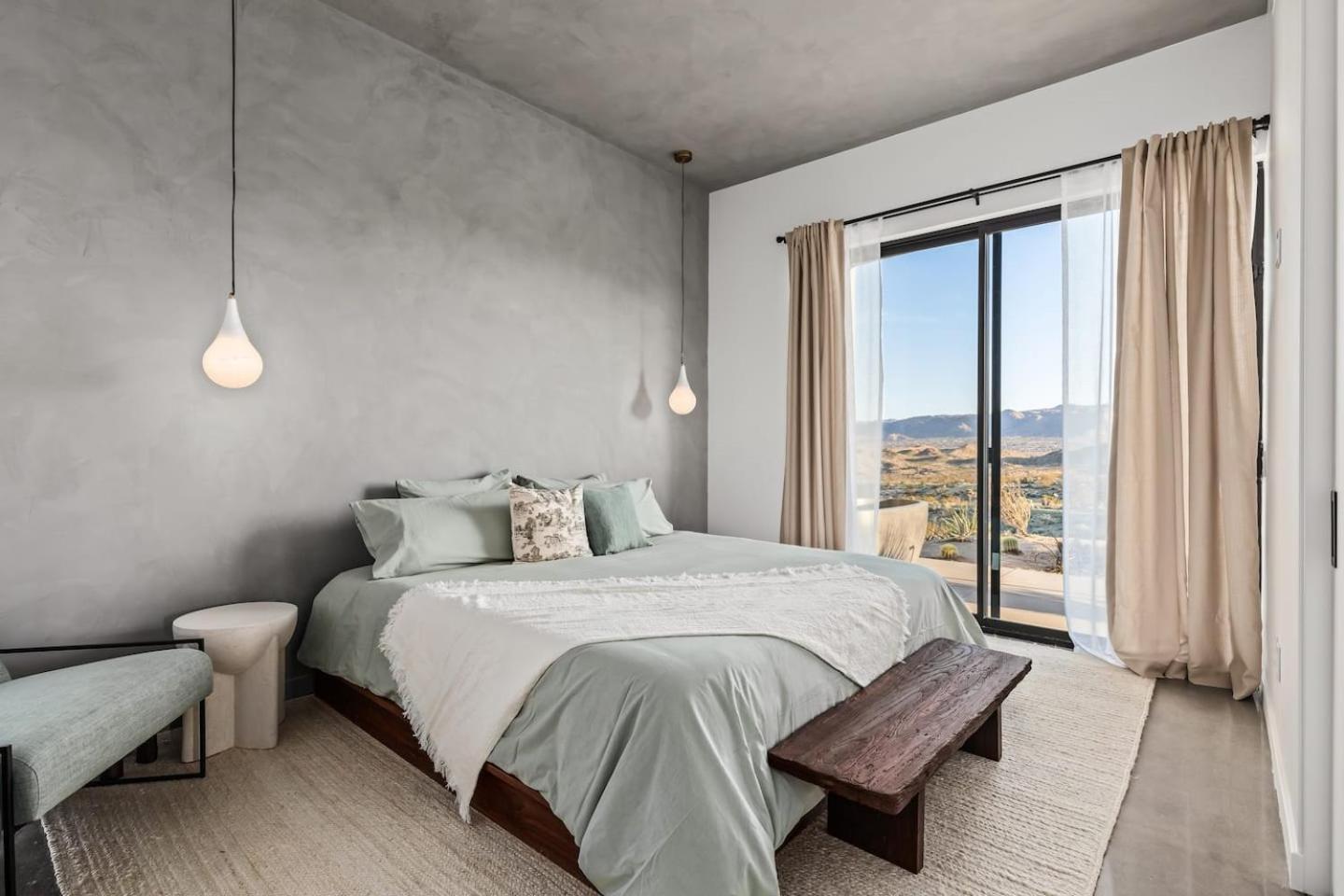 Yin And Yang The Perfect Joshua Tree Retreat - Property Image 11