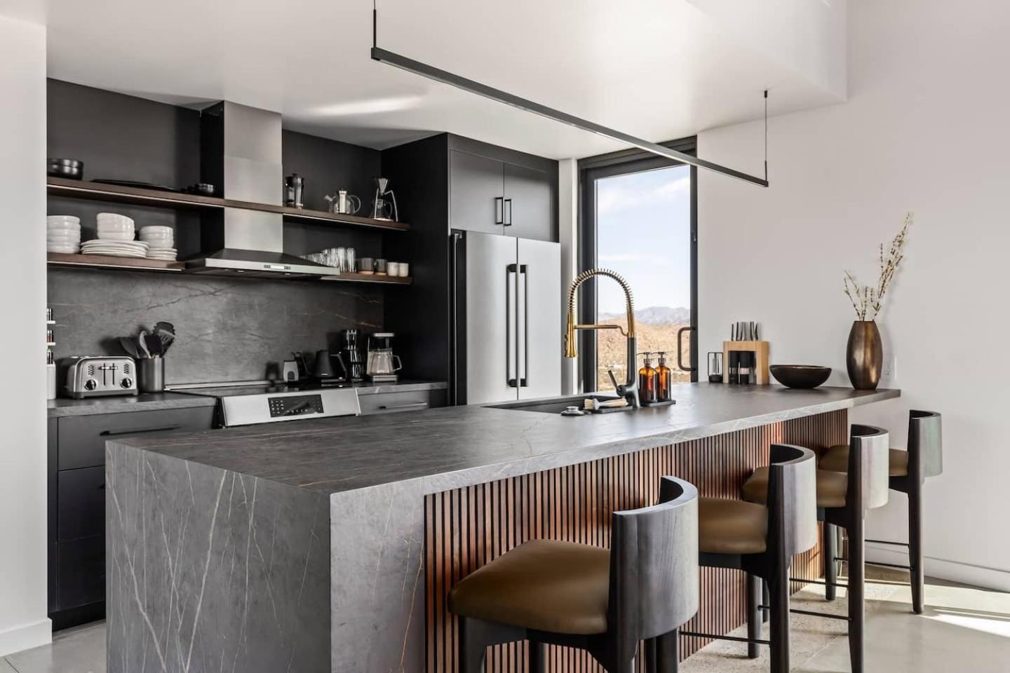 Yin And Yang The Perfect Joshua Tree Retreat - Property Image 38