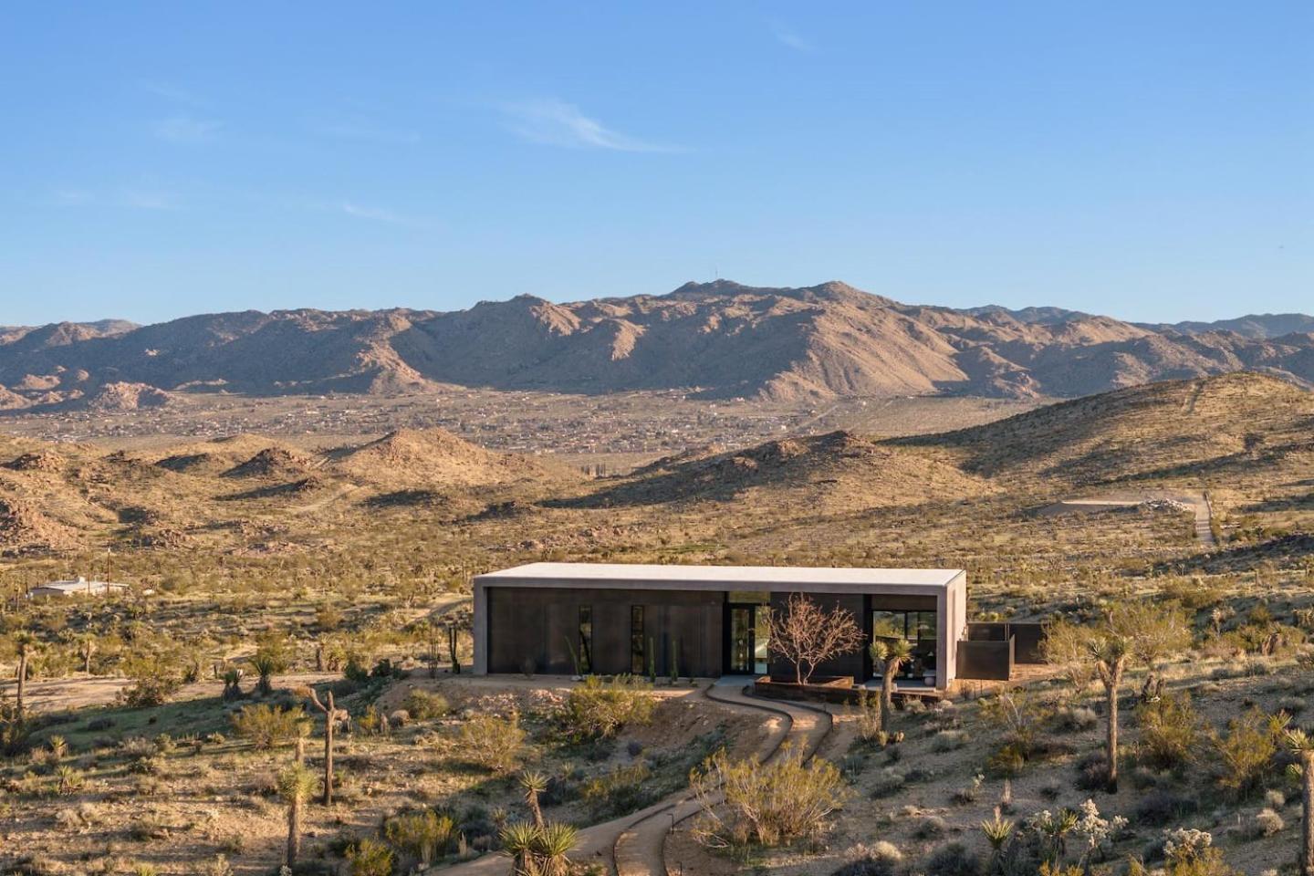 Yin And Yang The Perfect Joshua Tree Retreat - Property Image 100