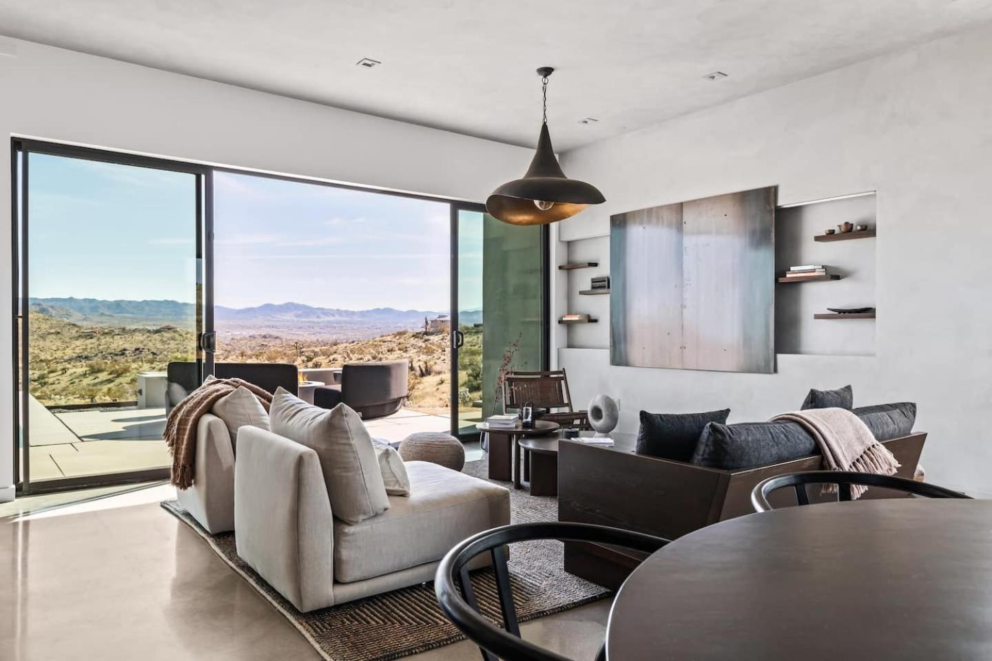 Yin And Yang The Perfect Joshua Tree Retreat - Property Image 55