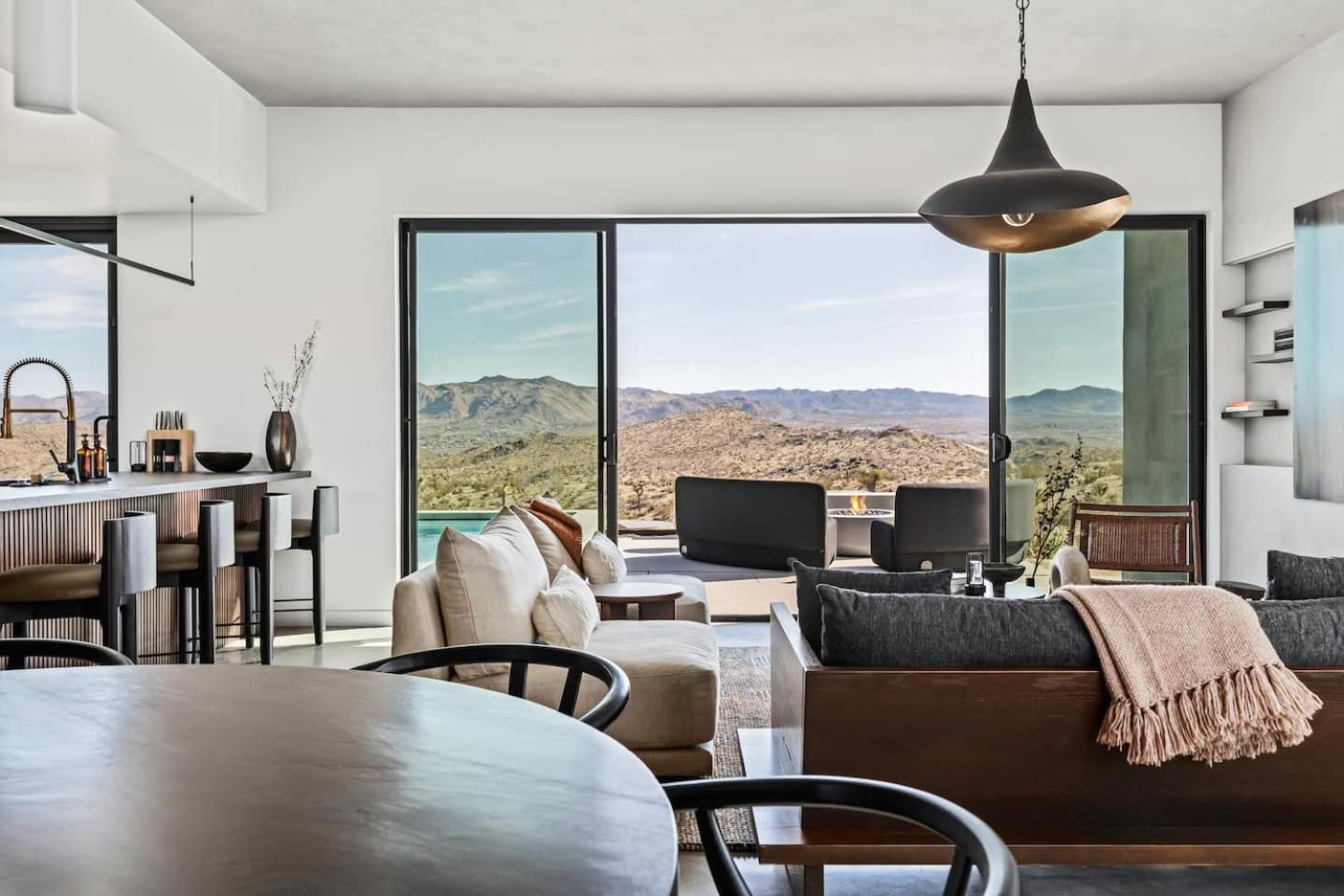 Yin And Yang The Perfect Joshua Tree Retreat - Property Image 63