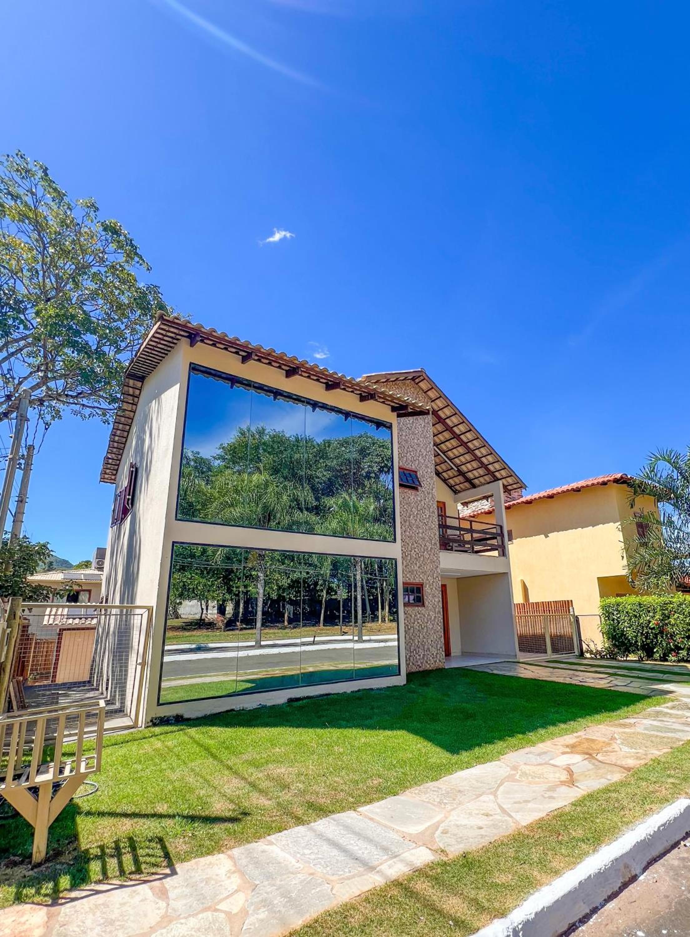 Casa espelho - 4 suítes em Pirenópolis