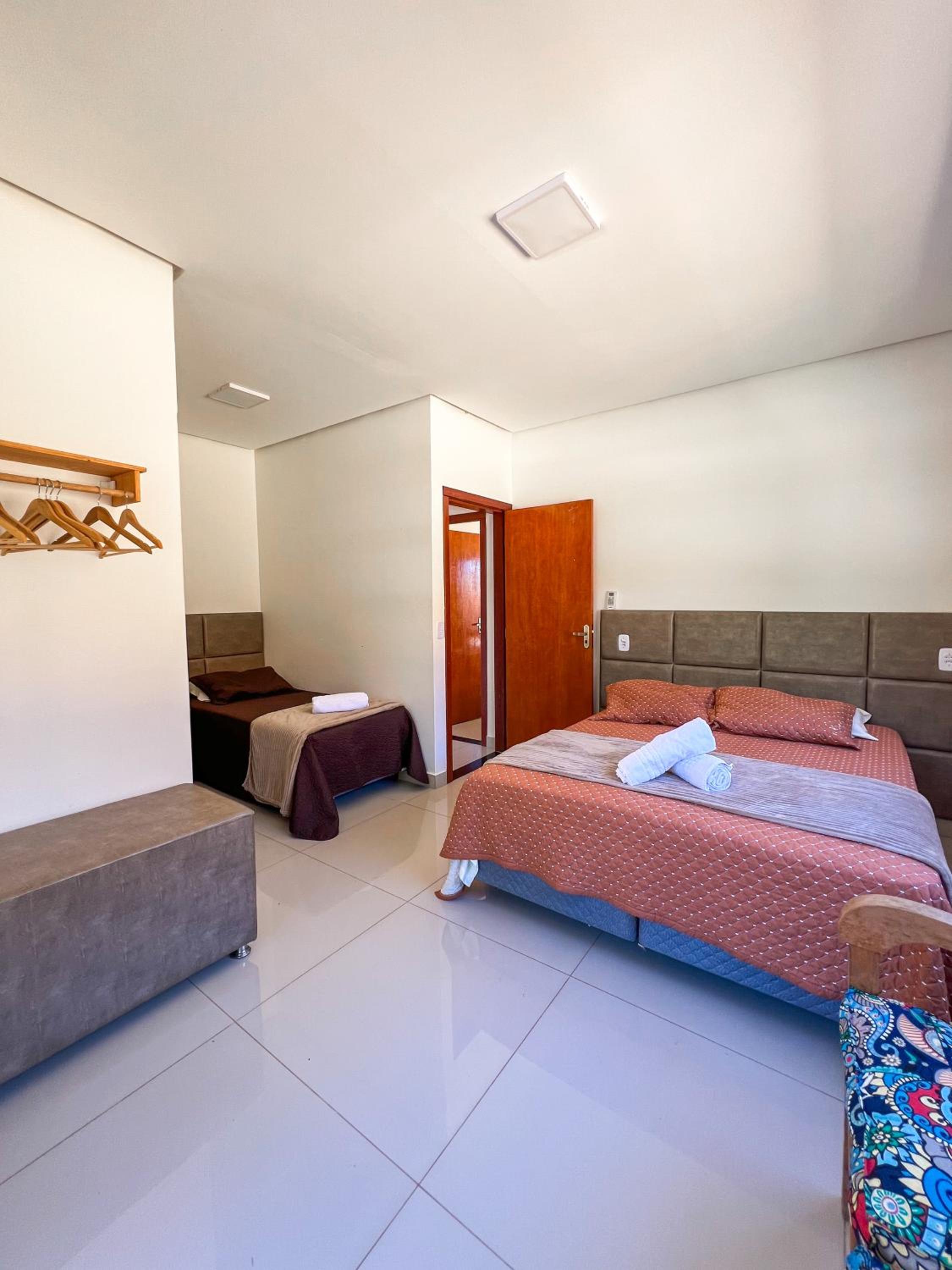 Casa espelho - 4 suítes em Pirenópolis