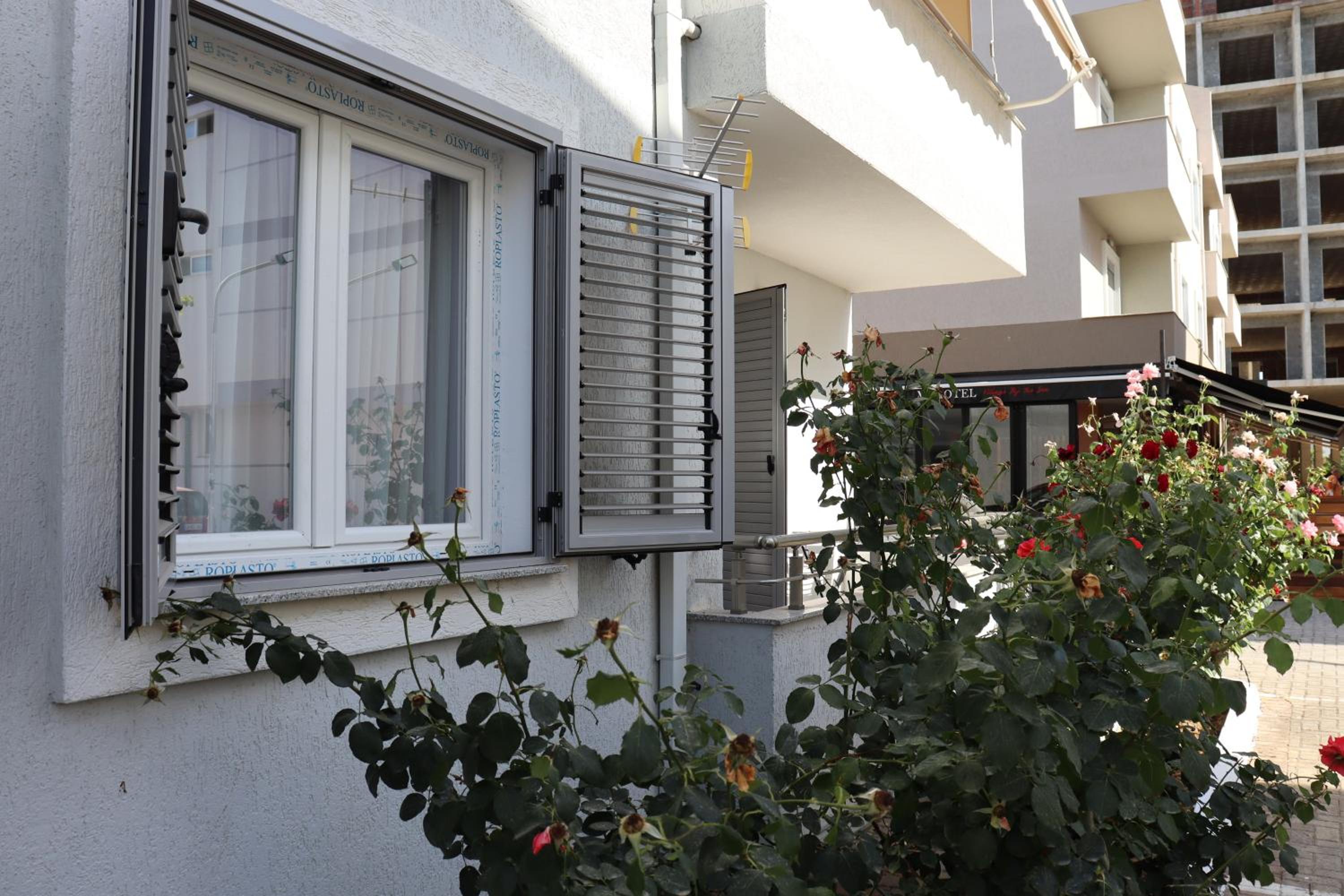 Golem Apartment’s