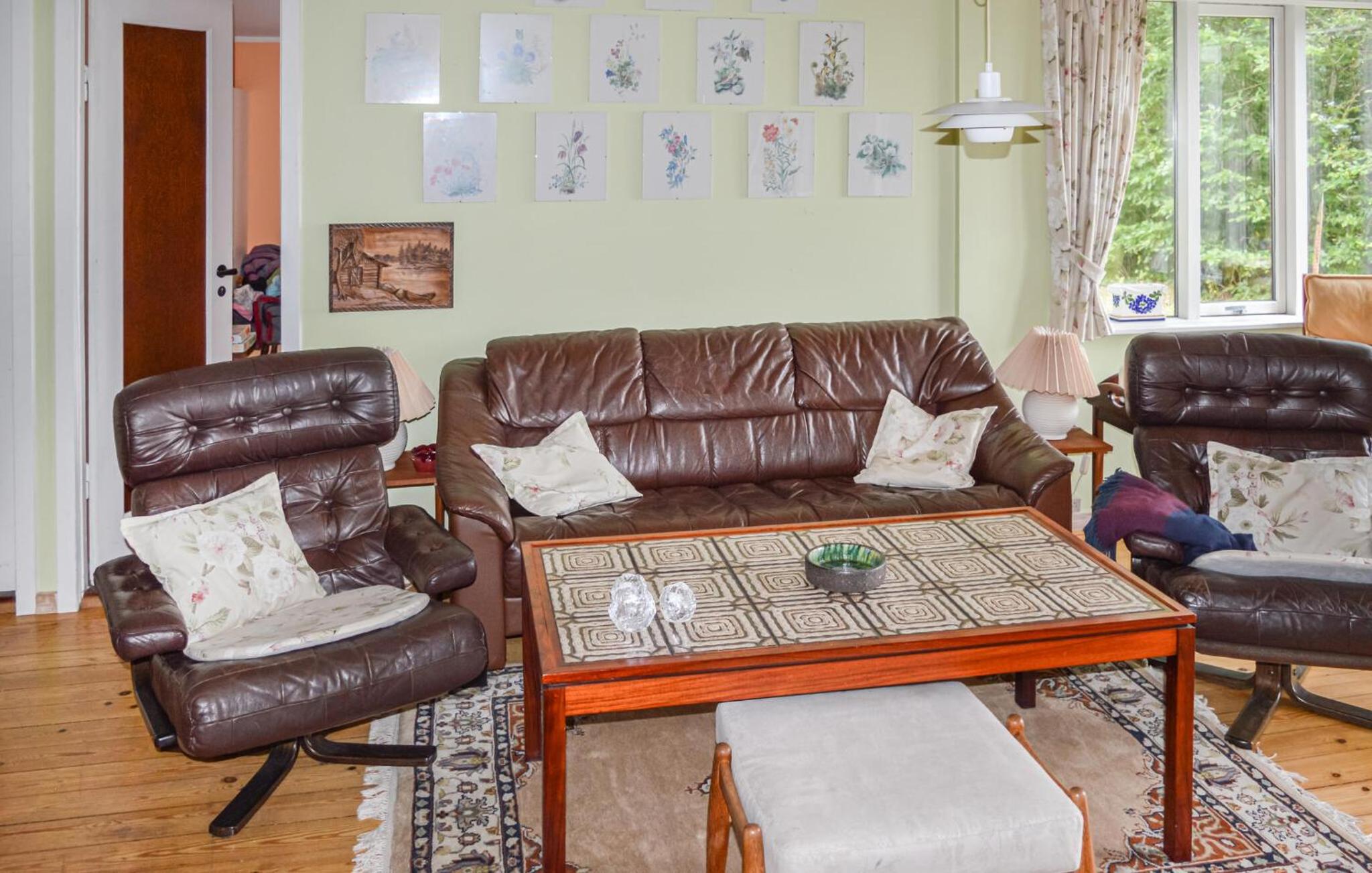 3 Bedroom Amazing Home In Mariager view 2