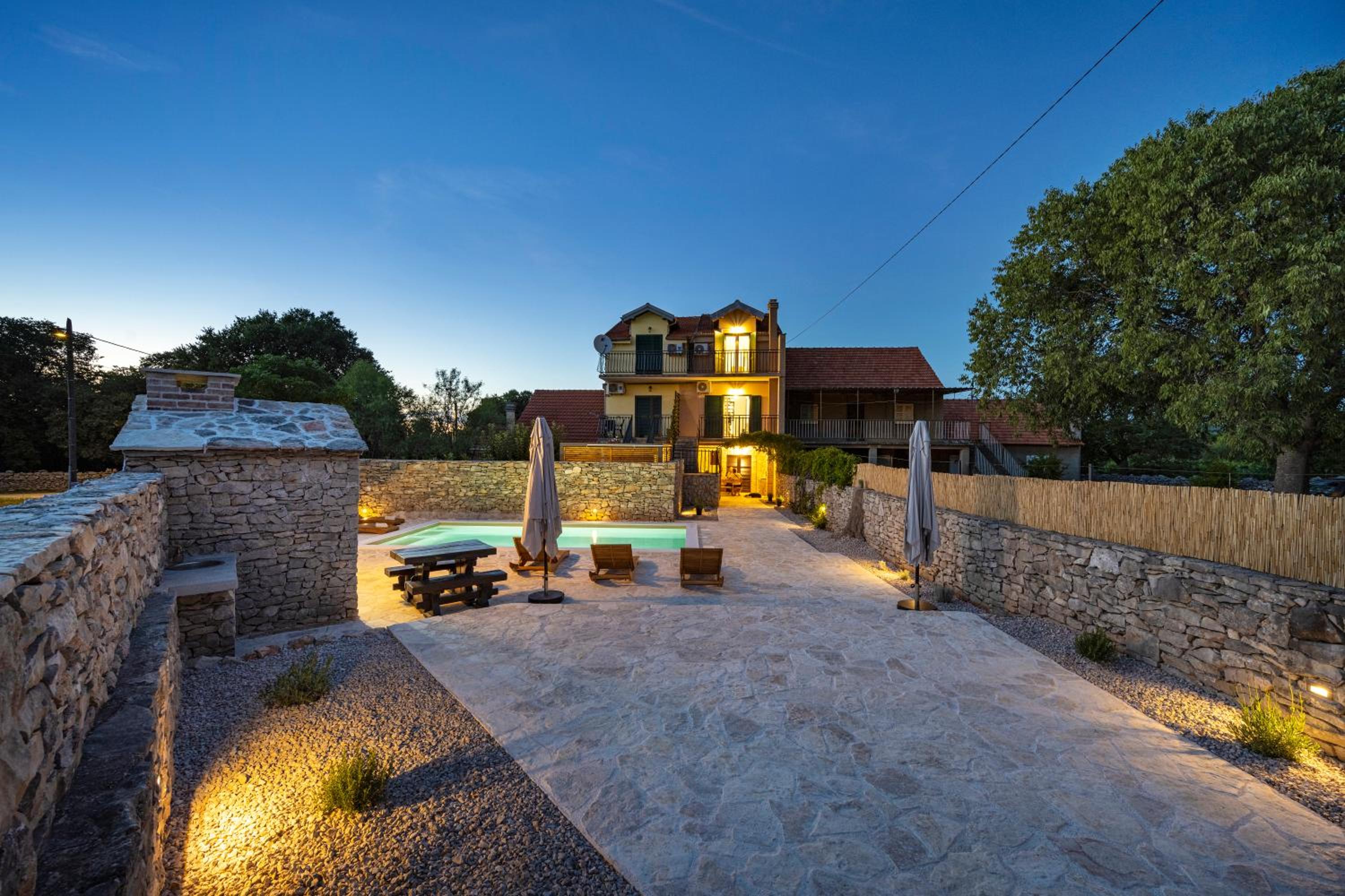 Hedonica house