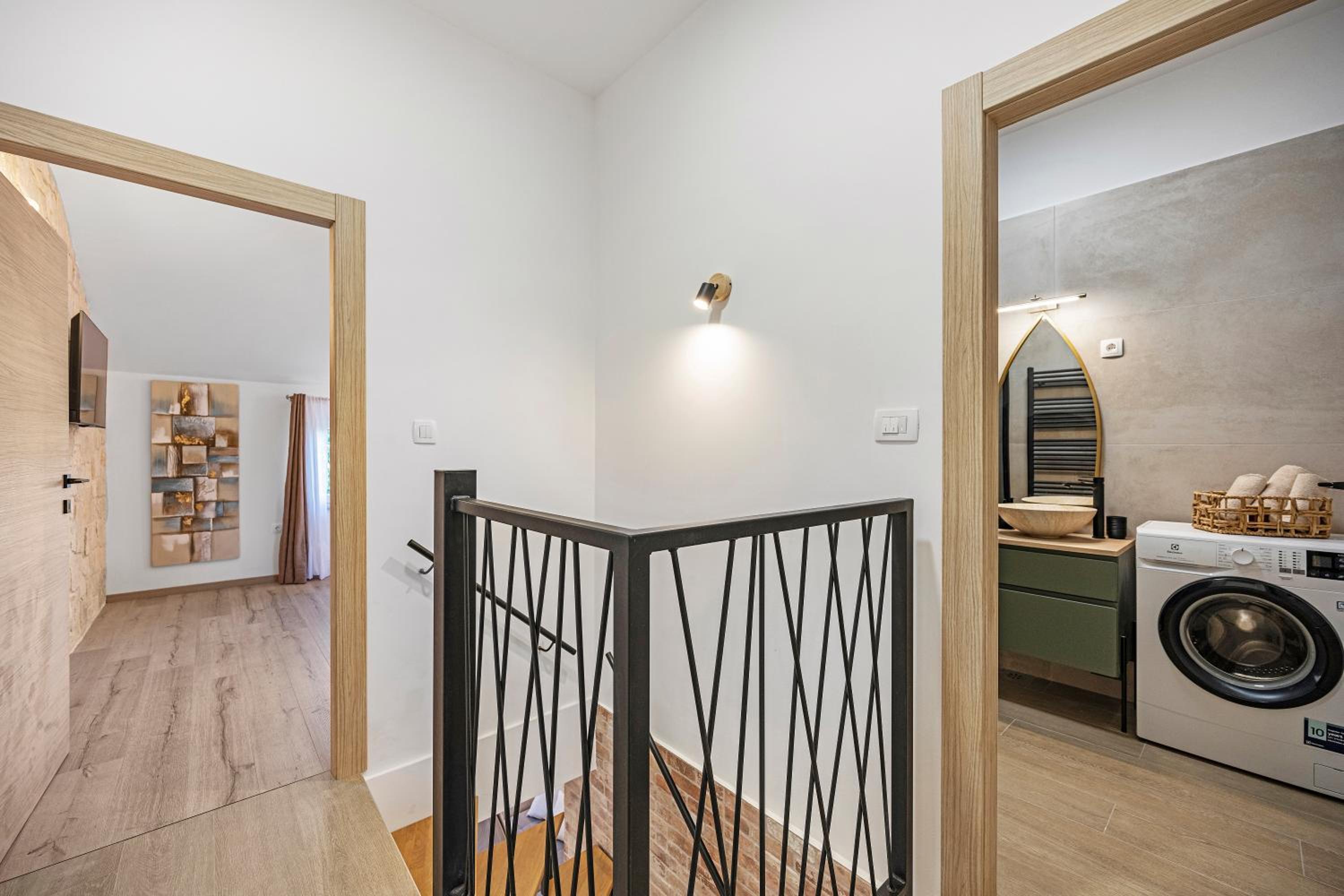Hedonica house