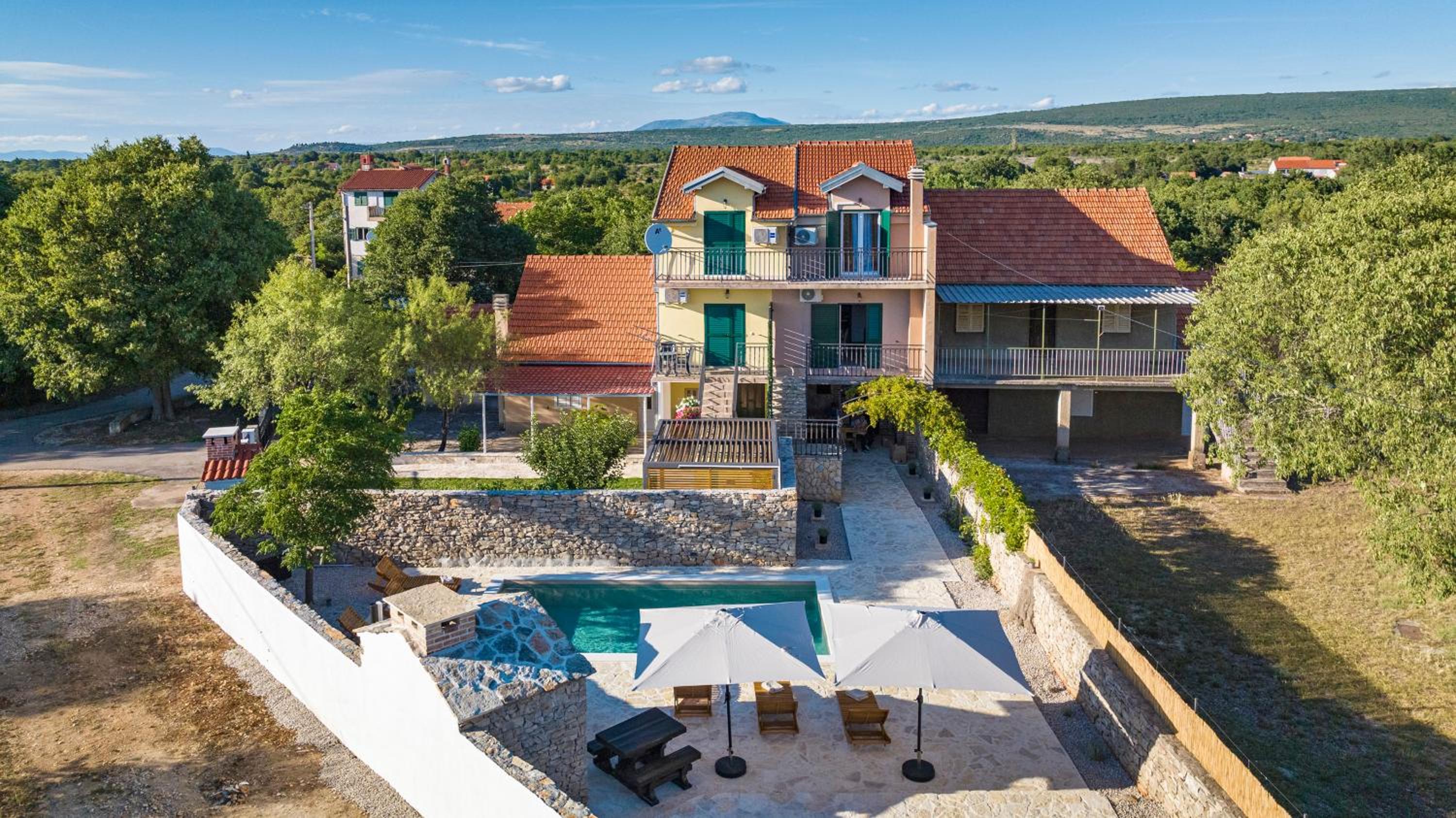 Hedonica house