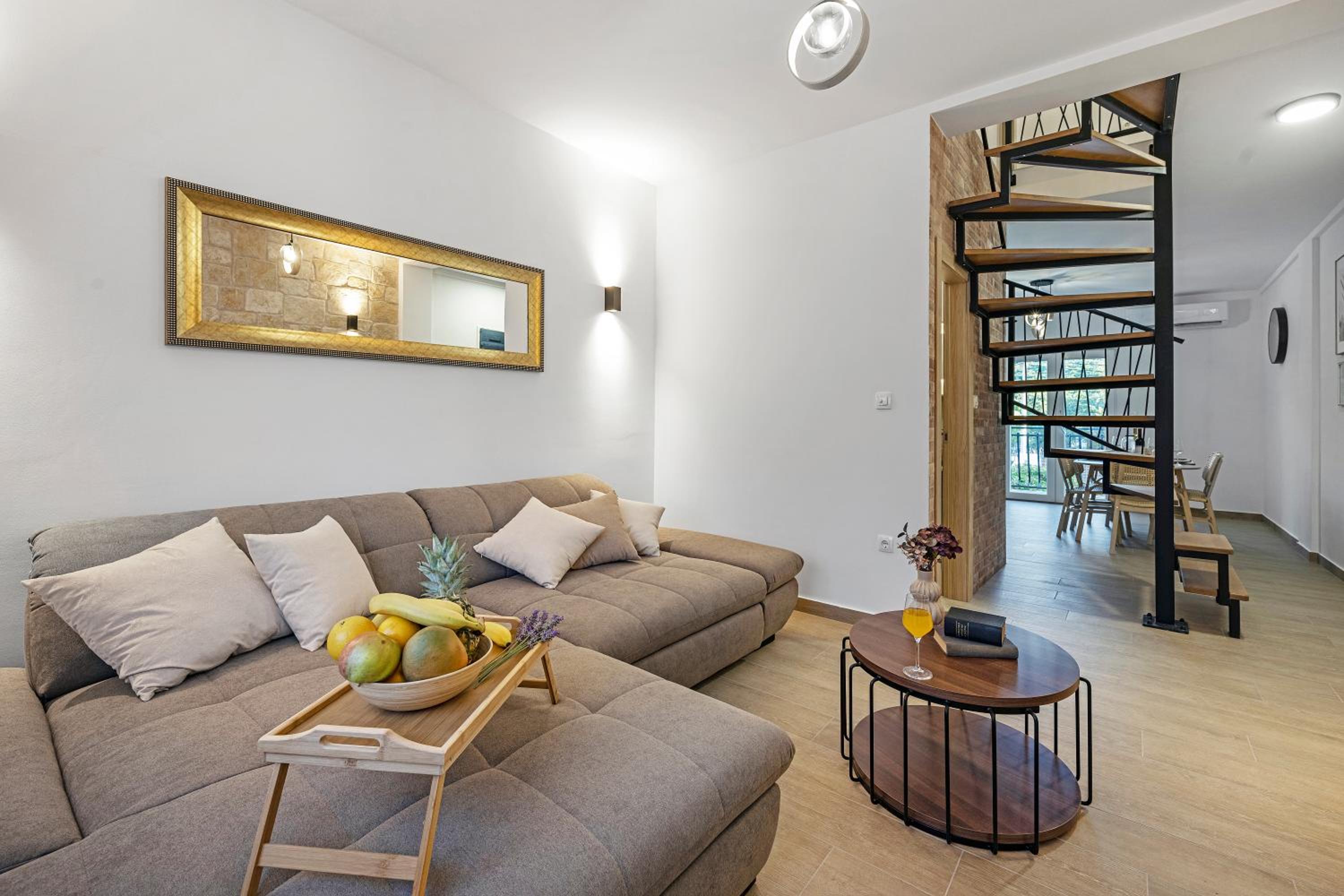 Hedonica house