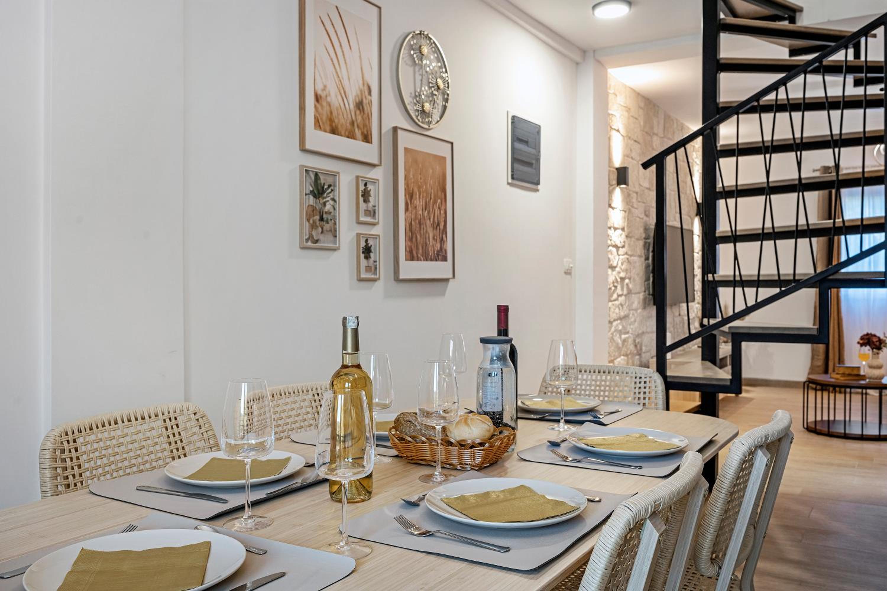 Hedonica house