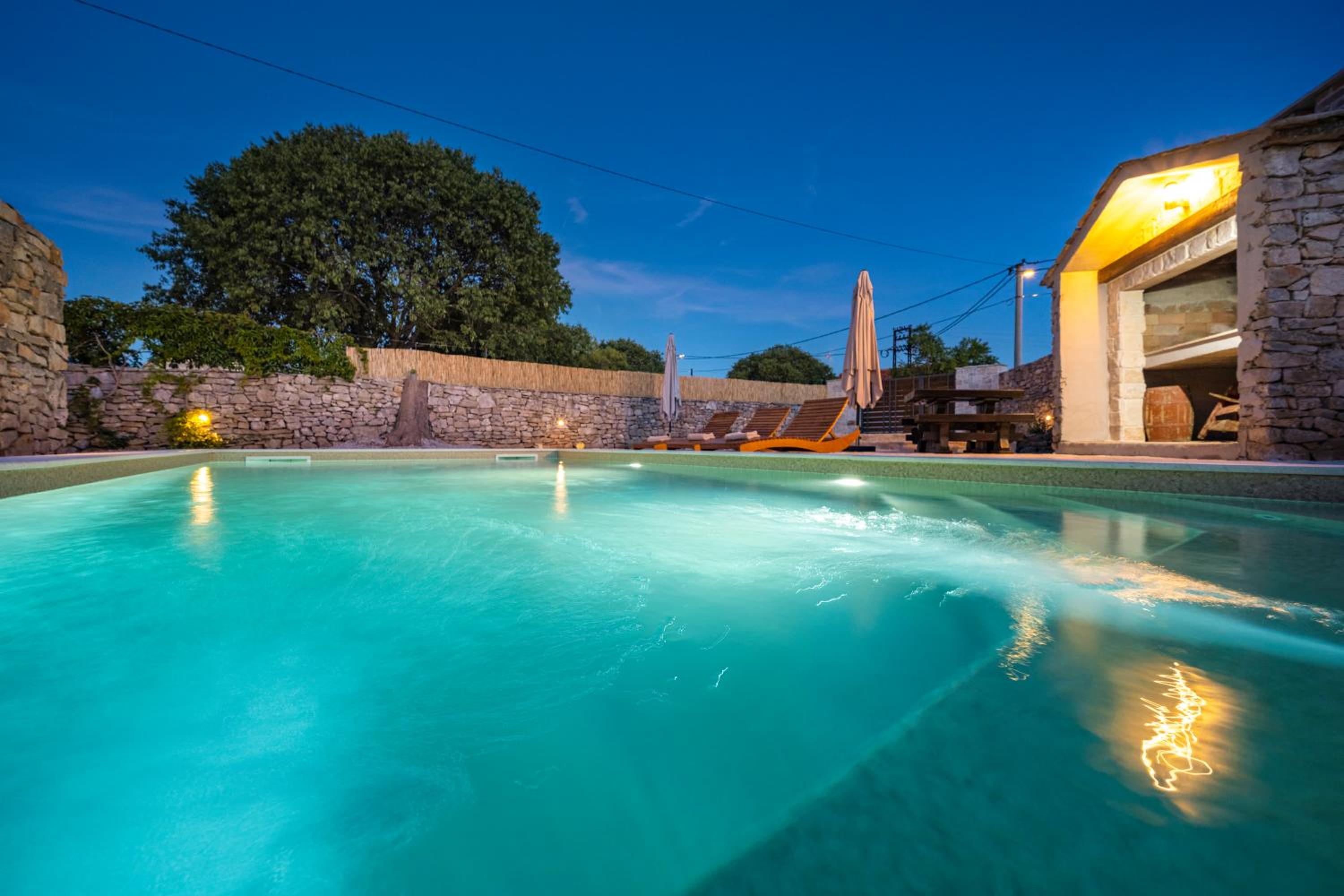 Hedonica house