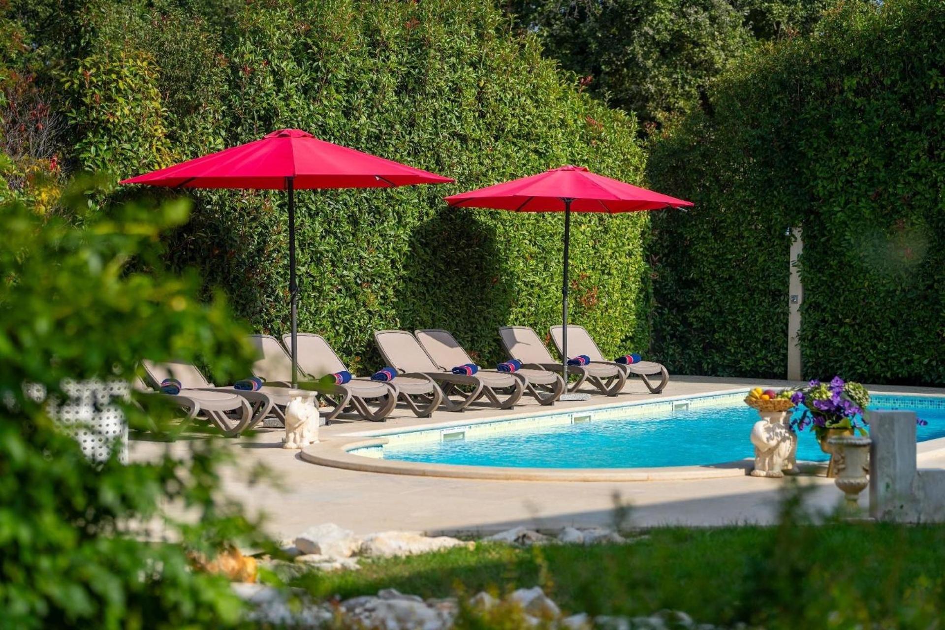 Standnahe Villa mit Pool, Meerblick und Pool view 5