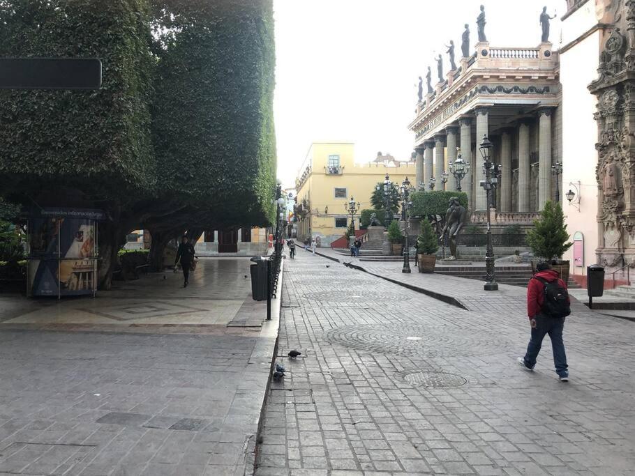 Photo 32