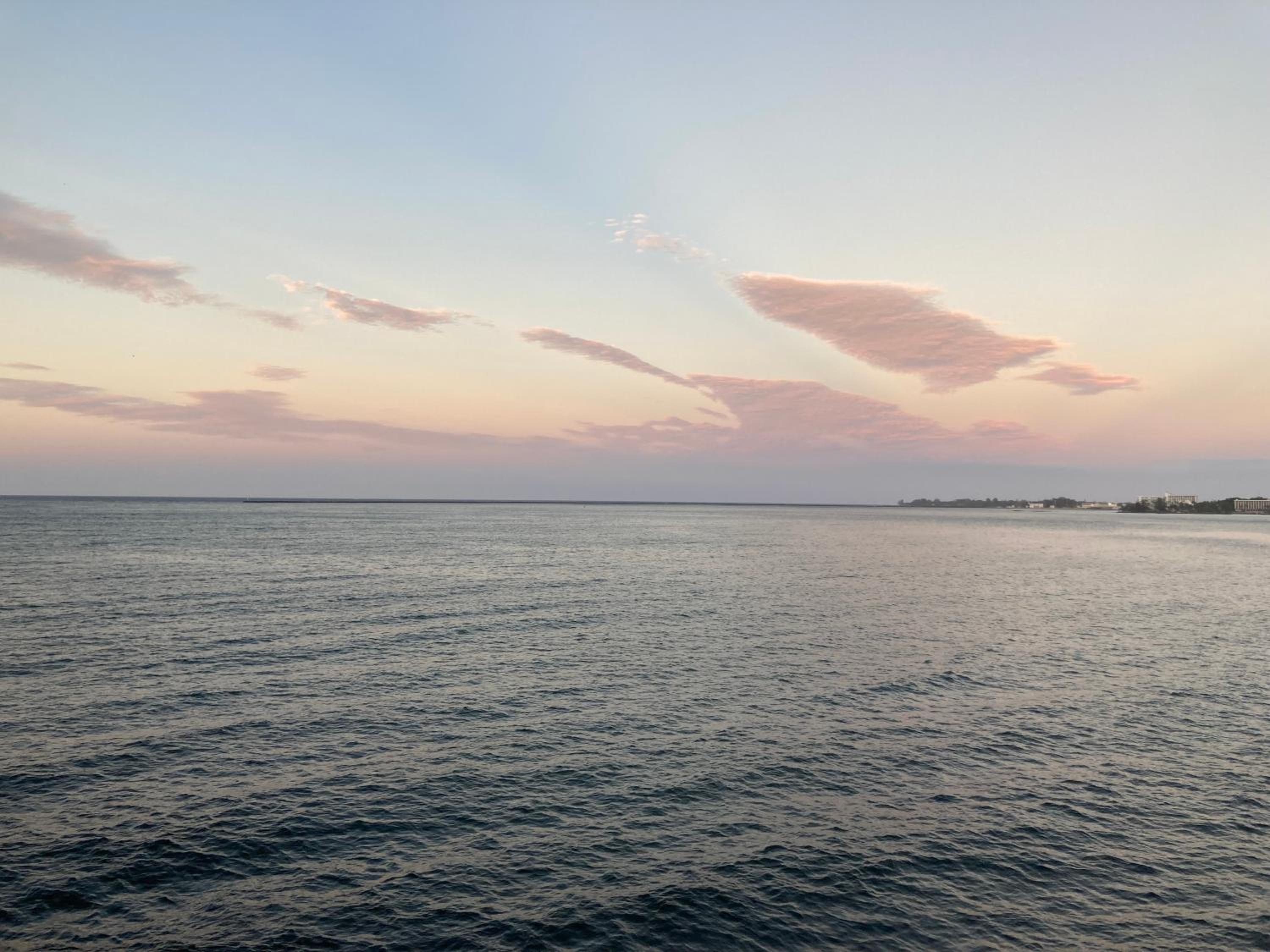 Hilo Bay Oceanfront Bed and Breakfast