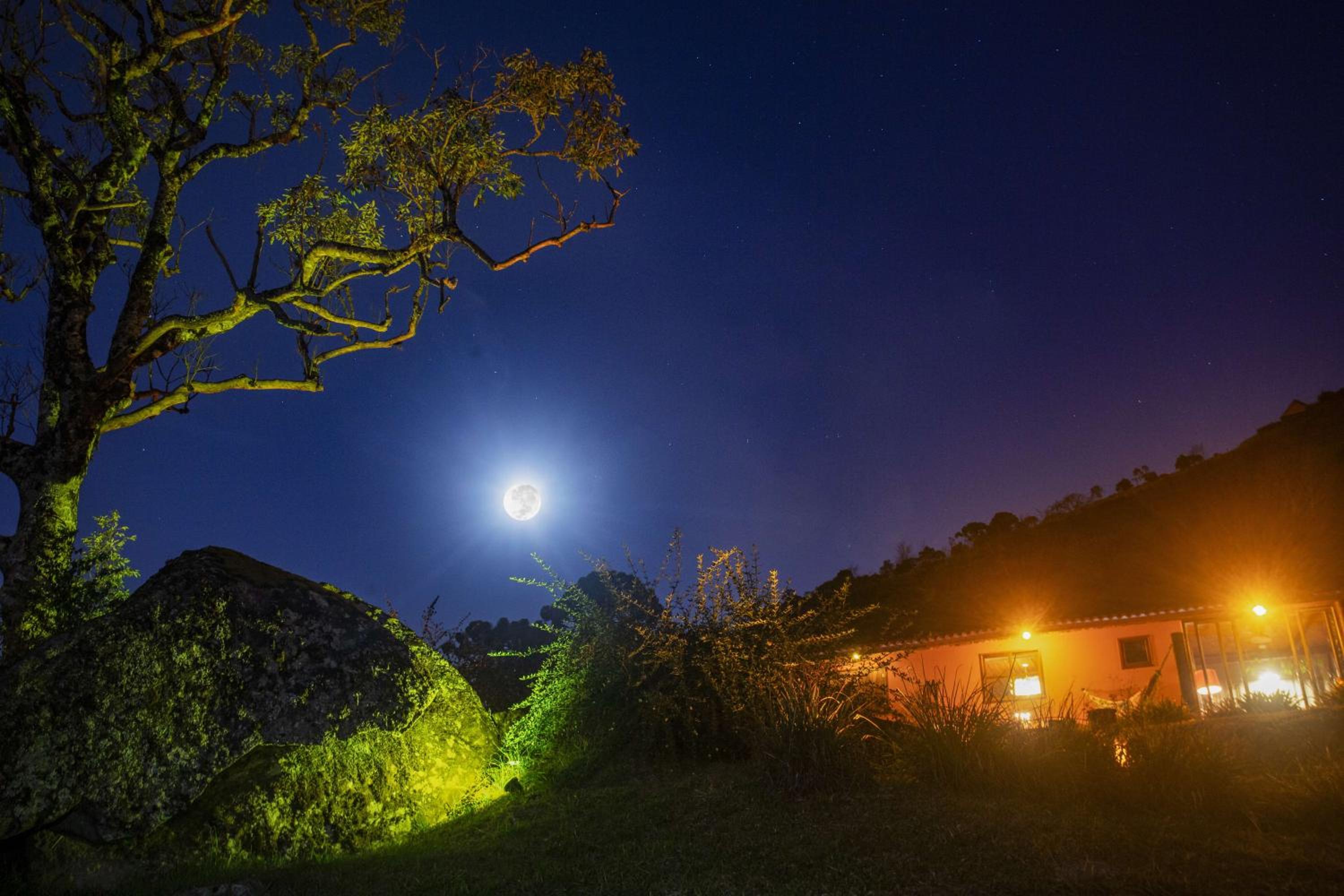 Casa Pedra Luna Gonçalves
