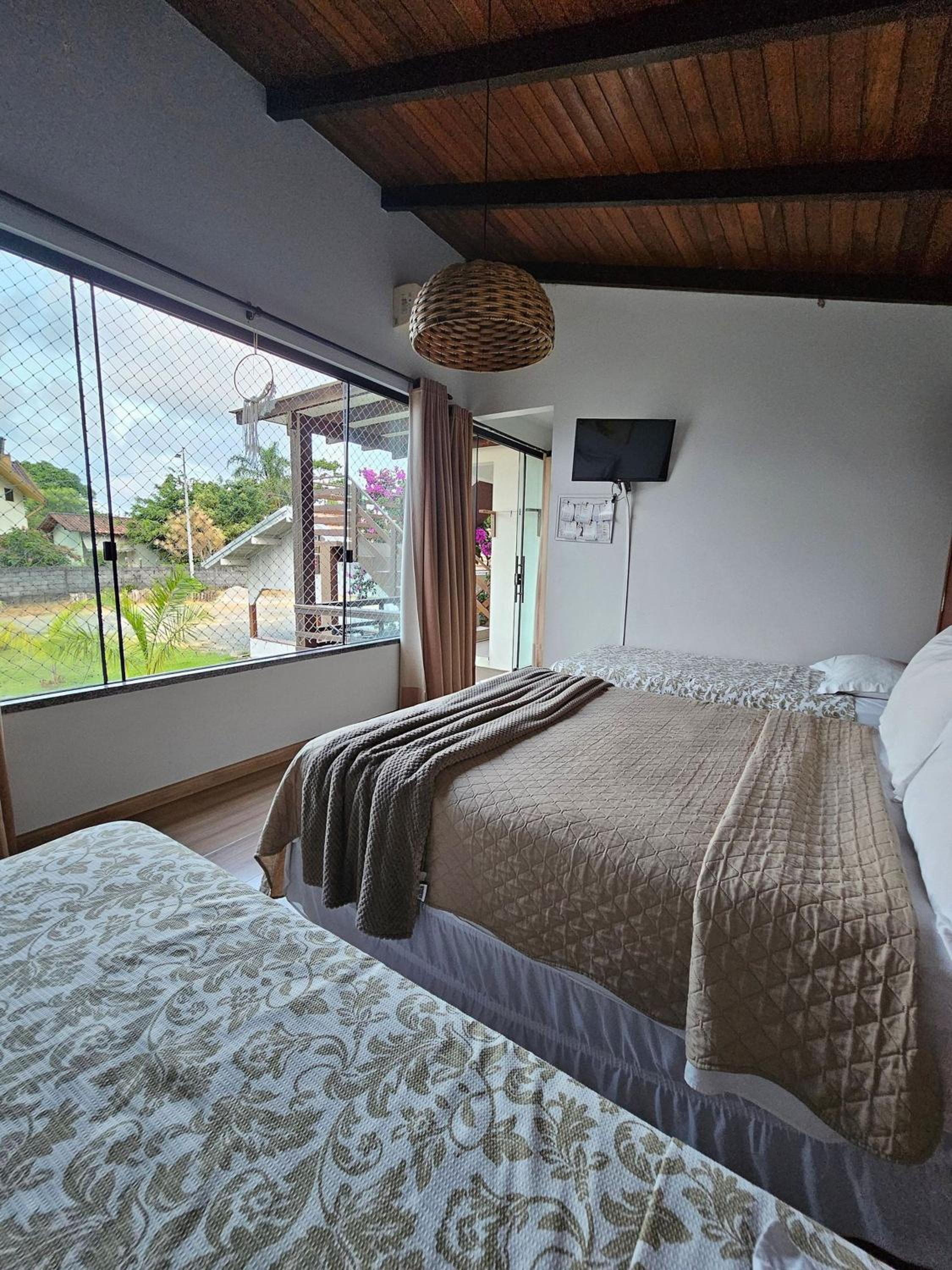 Casa da Flor Guest House – Praia Grande – Beto Carrero