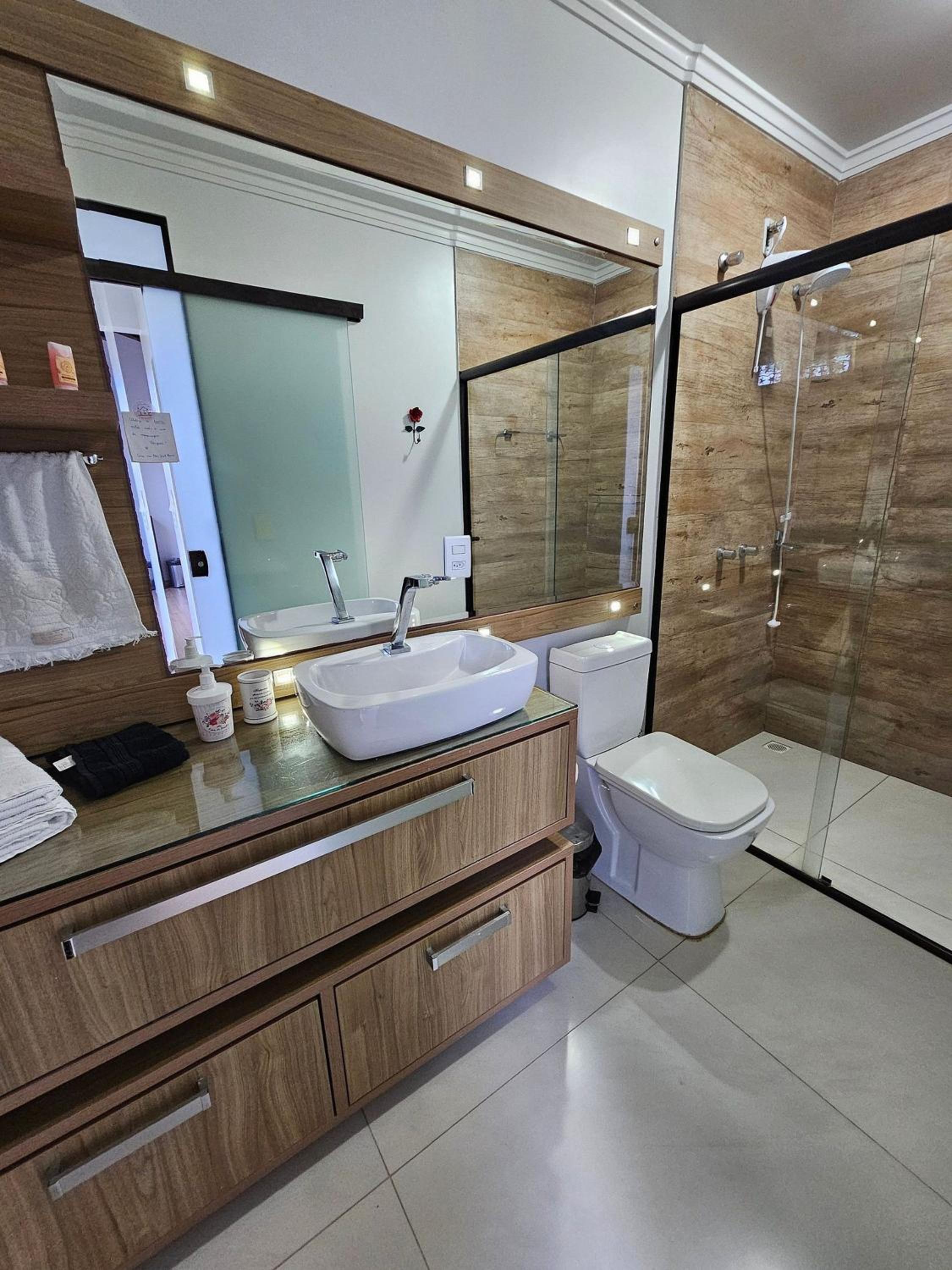 Casa da Flor Guest House – Praia Grande – Beto Carrero