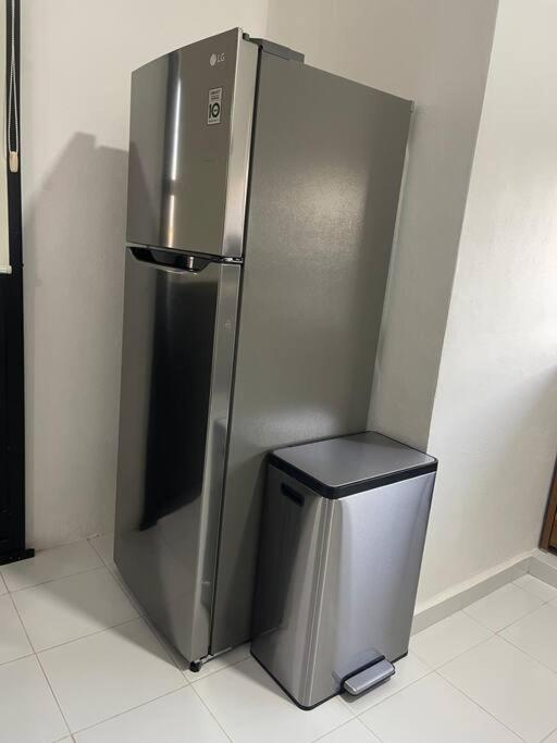 Deco 6B Modern Studio Great Location