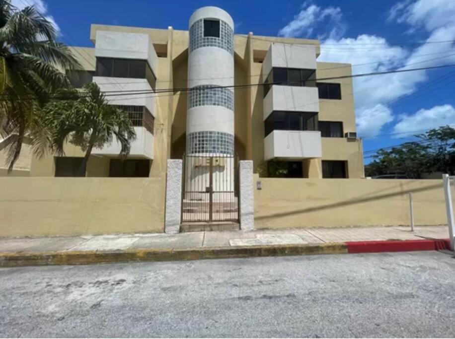 Deco 6B Modern Studio Great Location