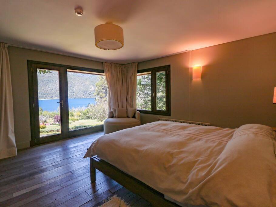 The Lakes & Mountains Bariloche