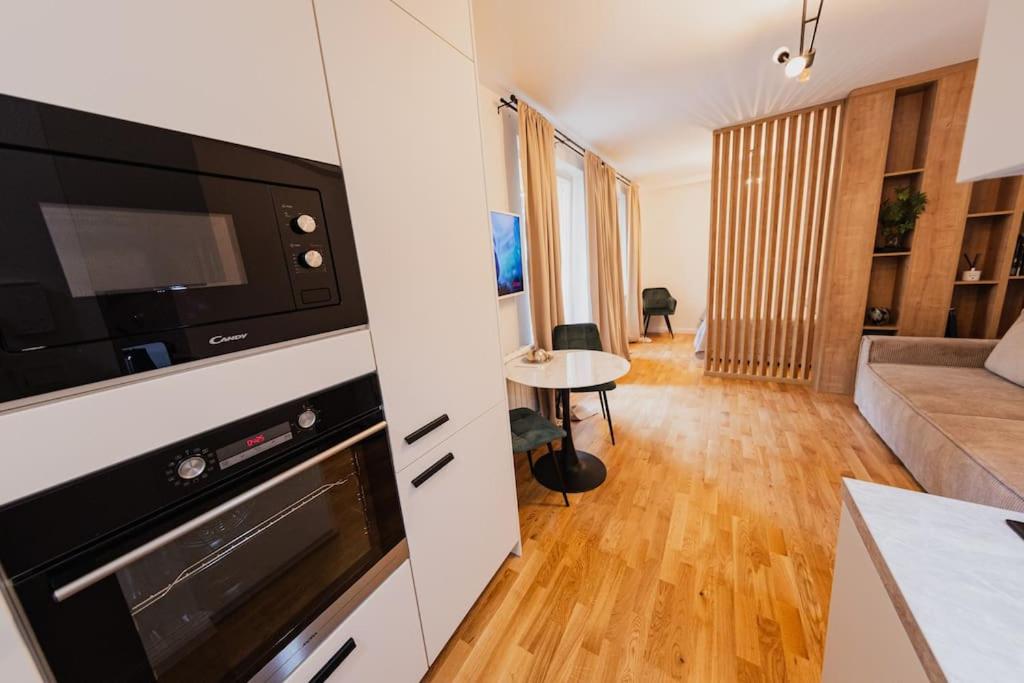 Stylish Studio in the center