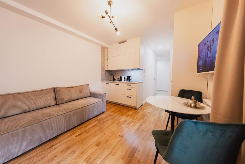 Stylish Studio in the center