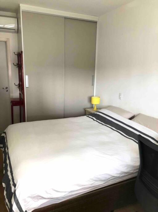 Modern flat, 1 bedroom, next to Shopping Morumbi
