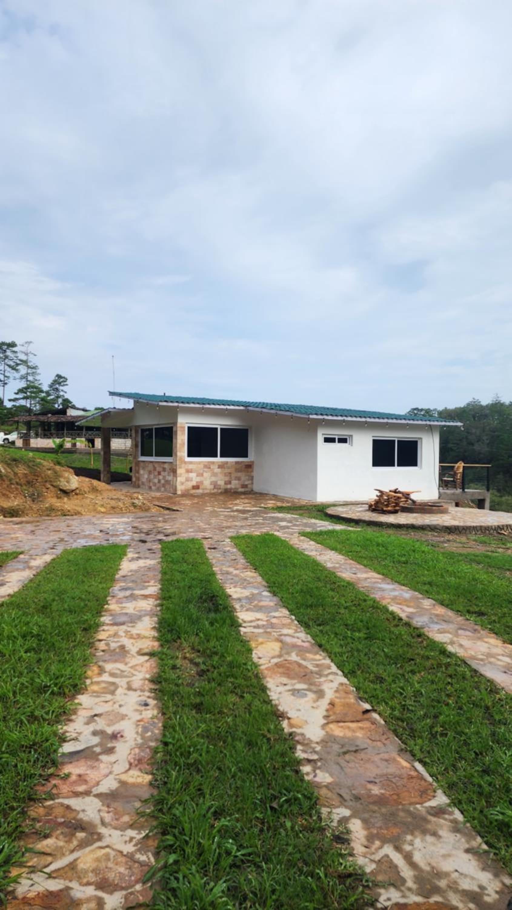 Finca Tierra de leyendas Cabaña Rooster view 3